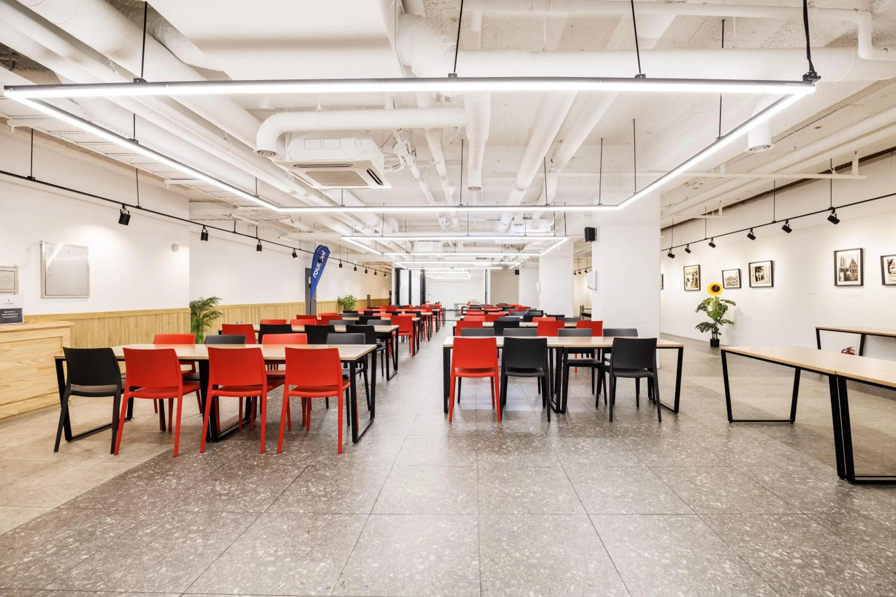 Restaurant/places to eat in Kenny Stay Jeju Mosulpo