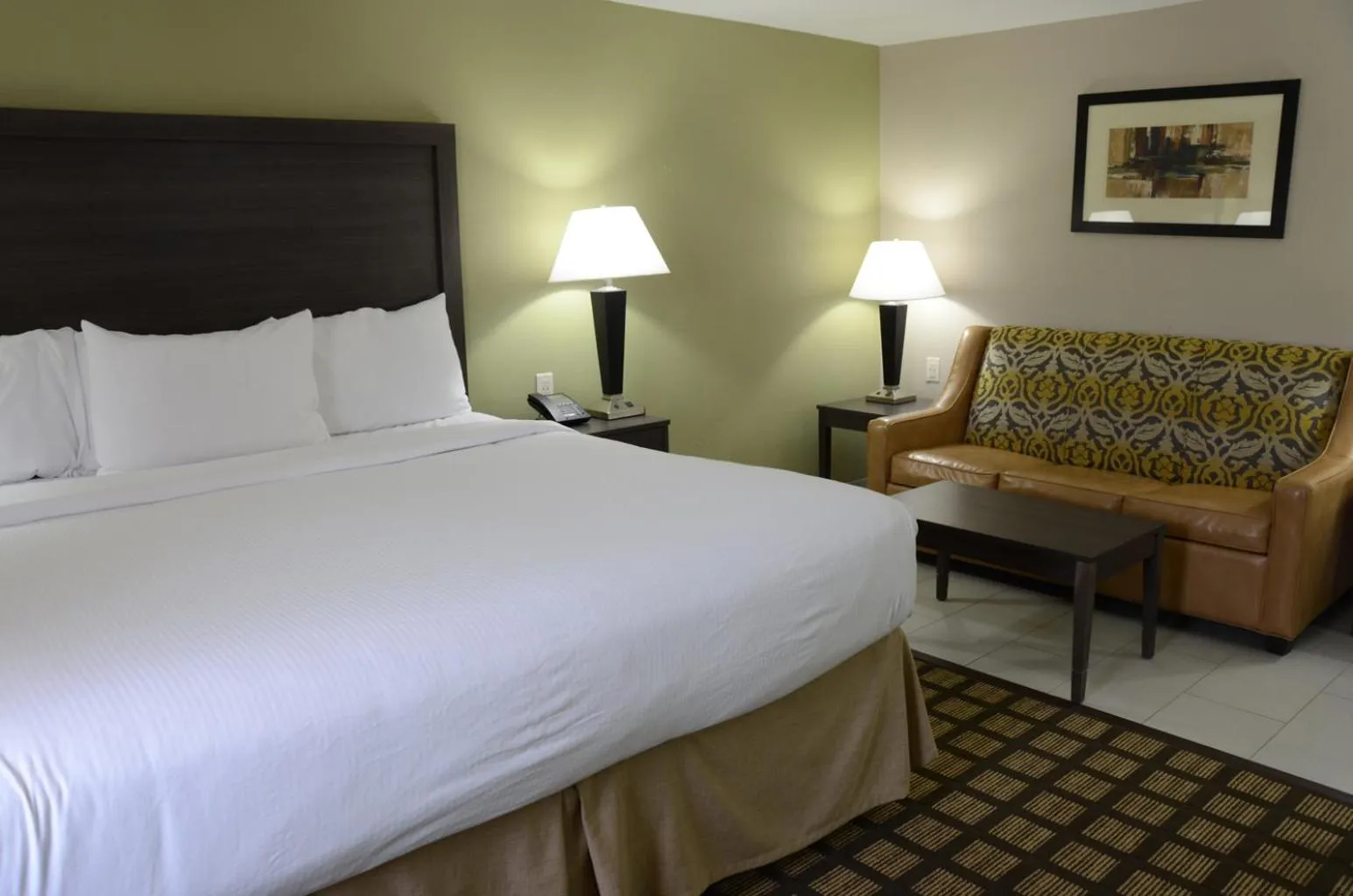 Bedroom, Bed in Baymont by Wyndham Clarksville