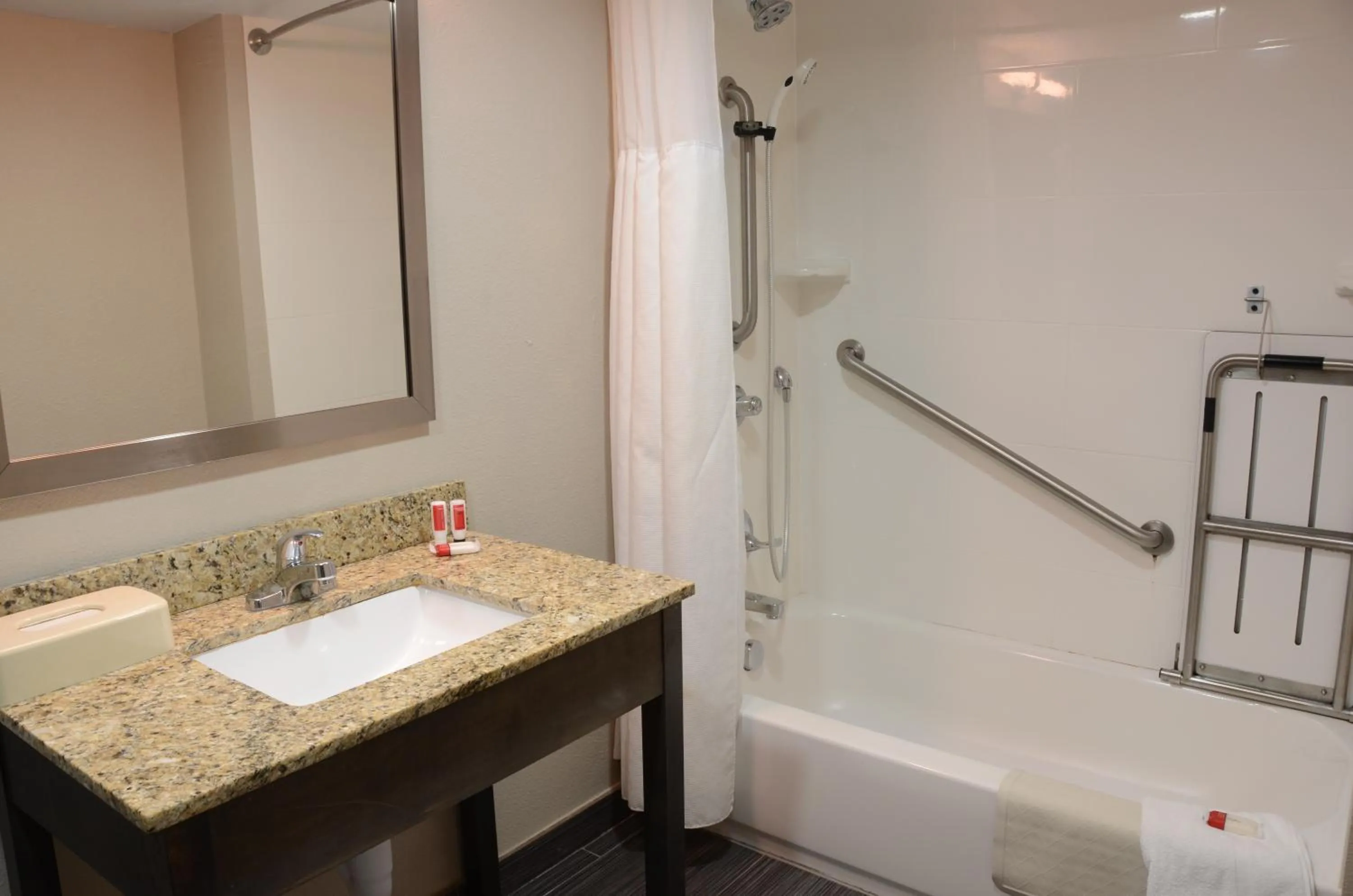 Bathroom in Baymont by Wyndham Clarksville