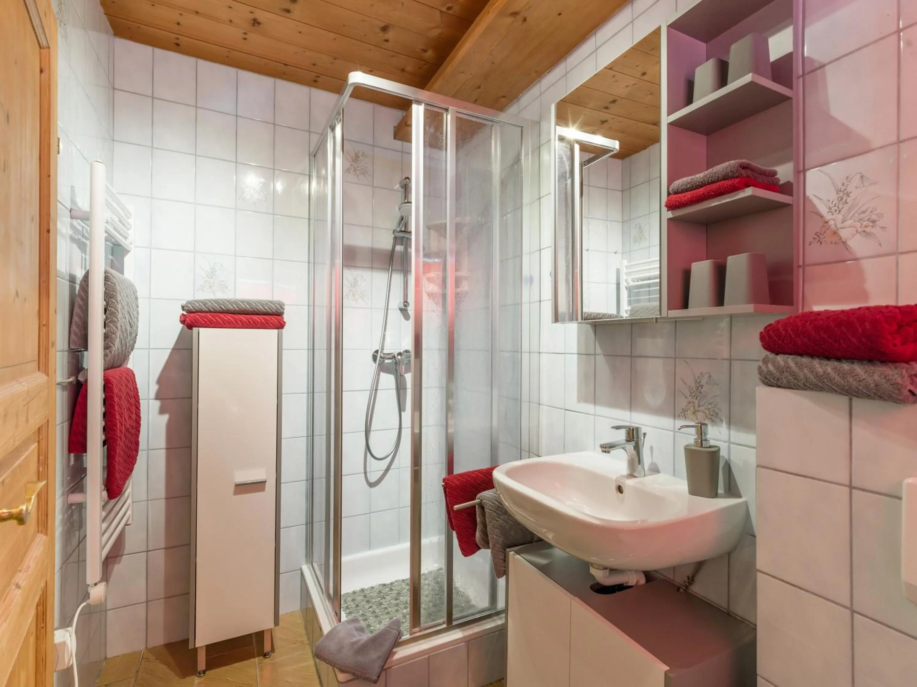 Shower in Sunnseit Lodge - Kitzbüheler Alpen