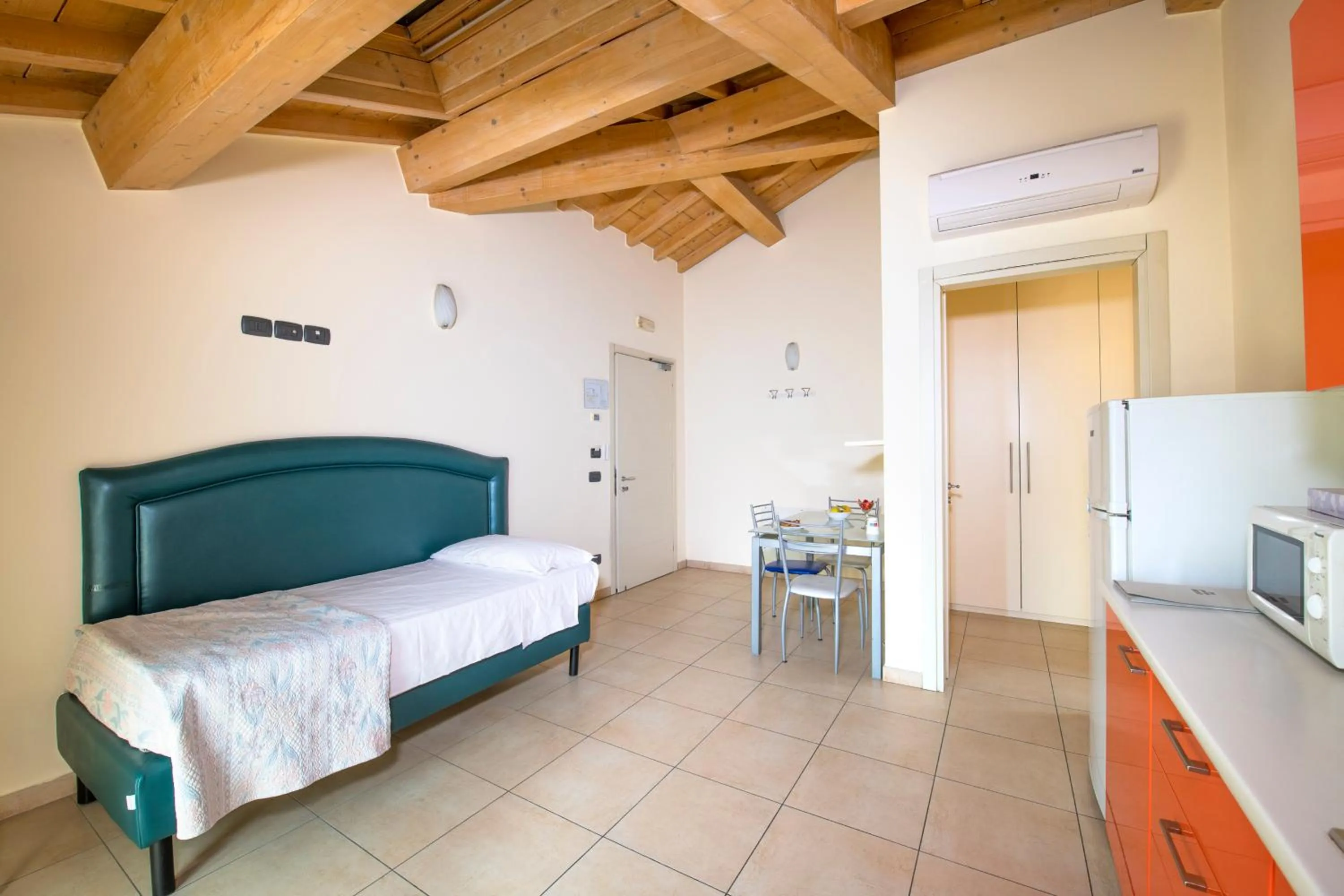 Bed in Hotel Ristorante Brusco