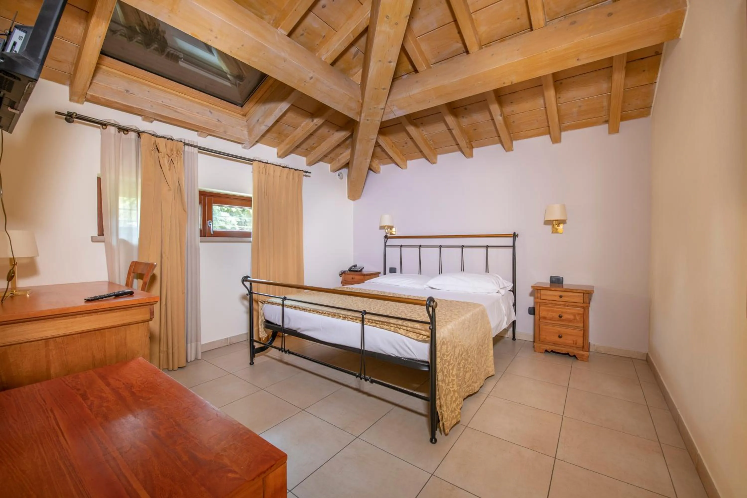 Bed in Hotel Ristorante Brusco