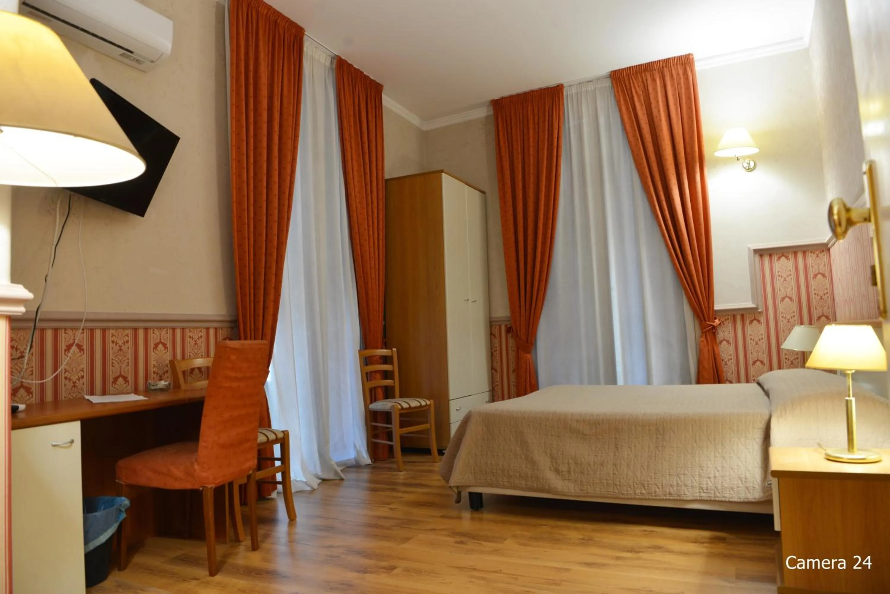 Bed in Catania Centro Rooms