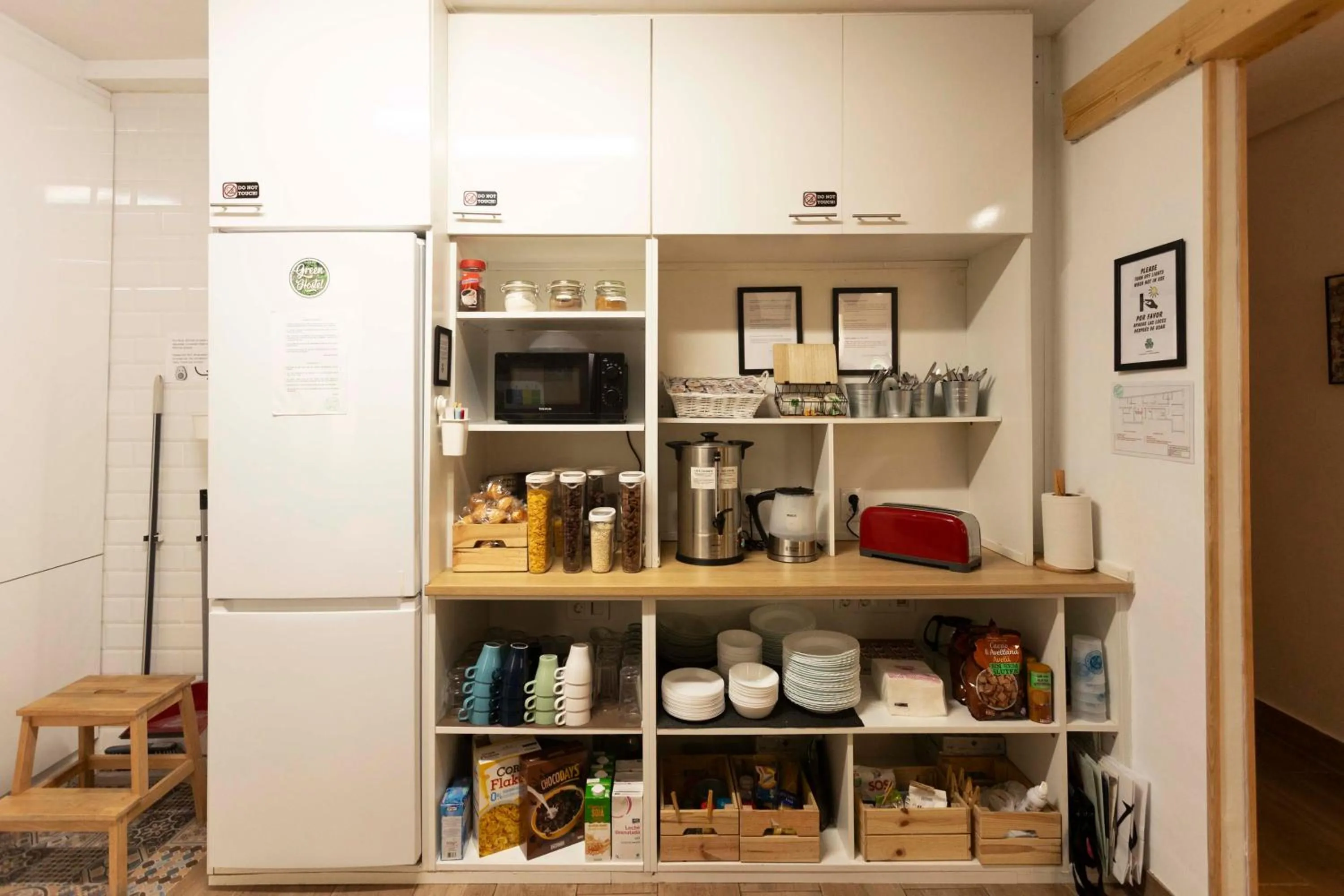 Kitchen or kitchenette in Green Hostel Oviedo
