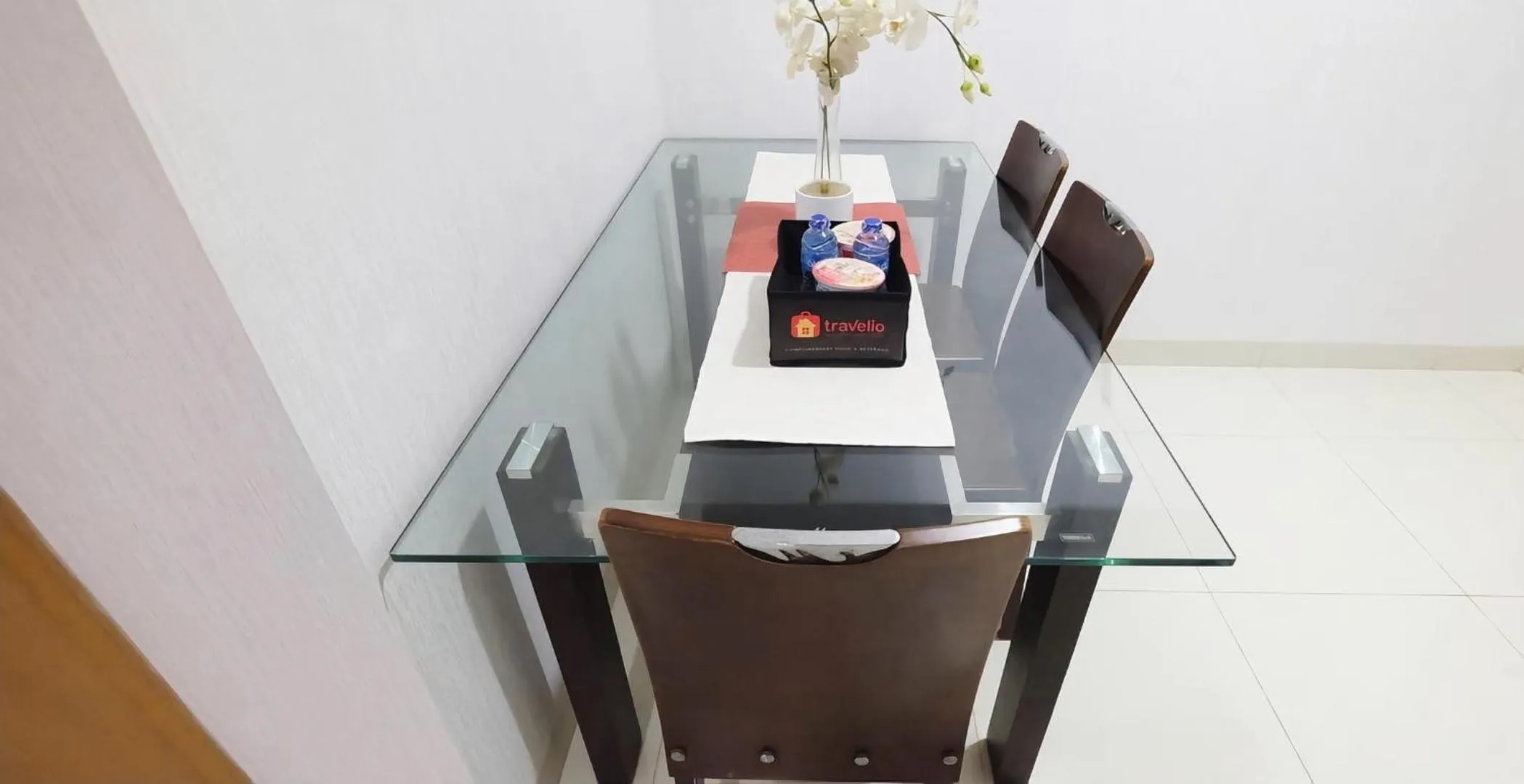 kitchen in Cozy & Elegant The Mansion Jasmine Tower Capilano