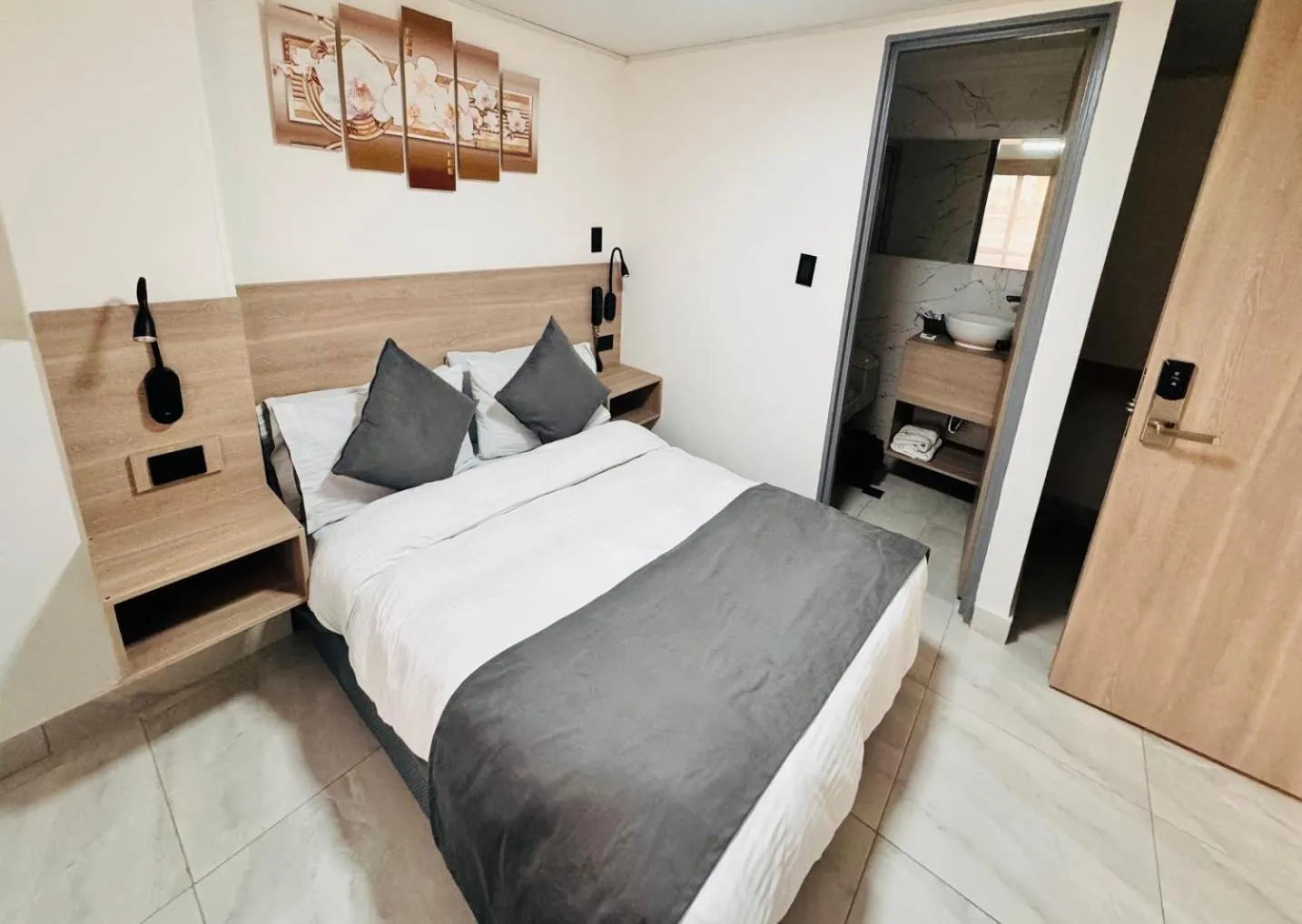 Bed in Hotel Fénix Real Bogotá