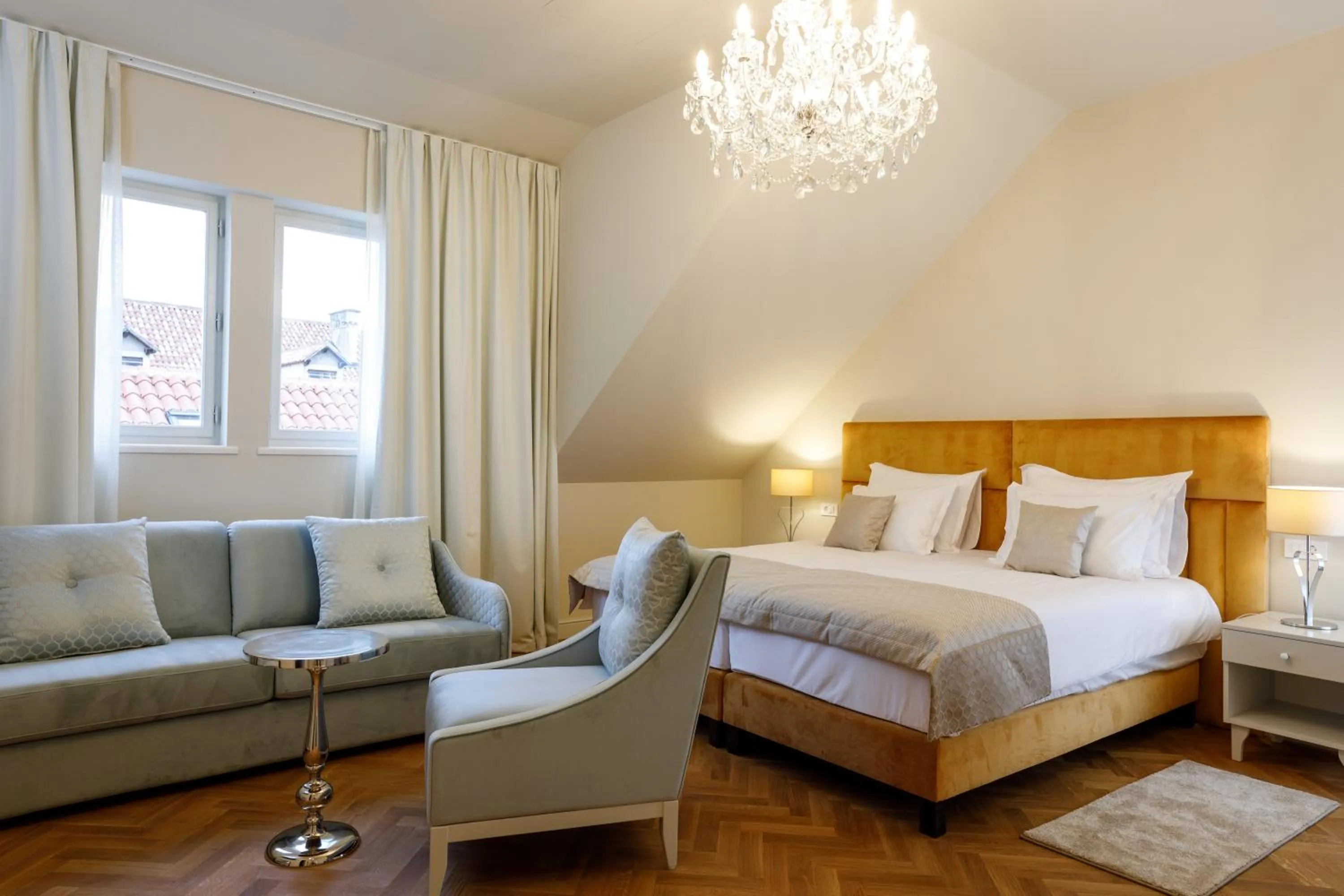 Bed in Heritage hotel Santa Lucia