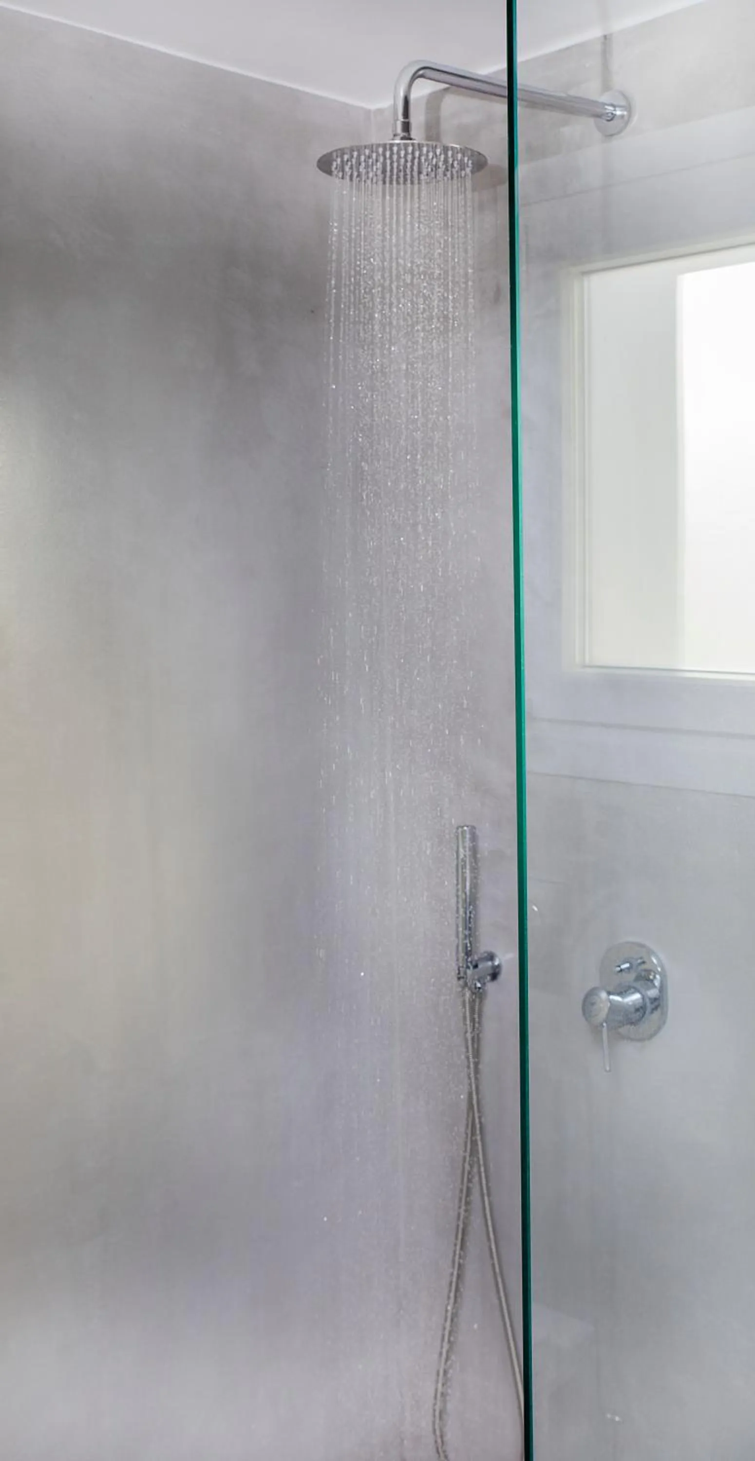 Bathroom in Crystal Dreams