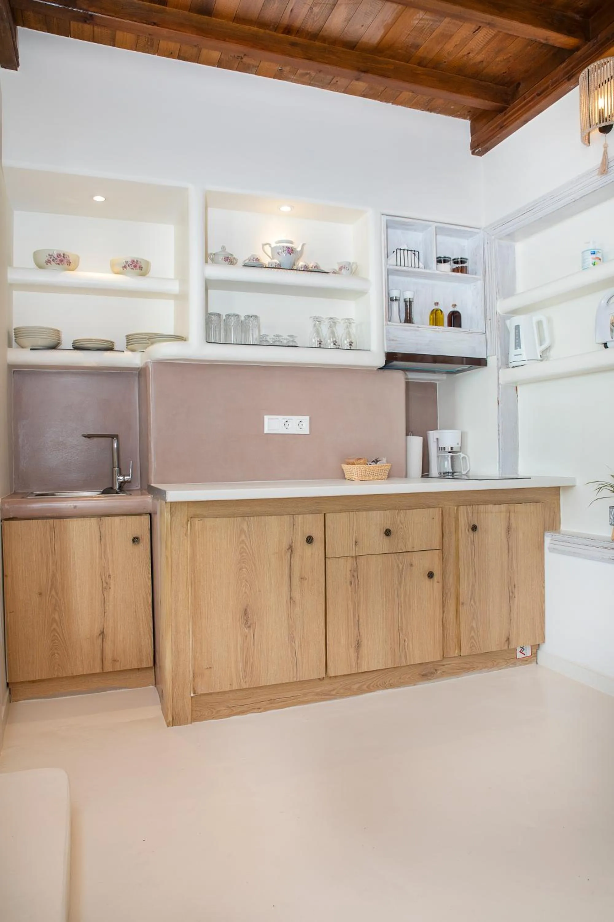 Kitchen or kitchenette in Crystal Dreams