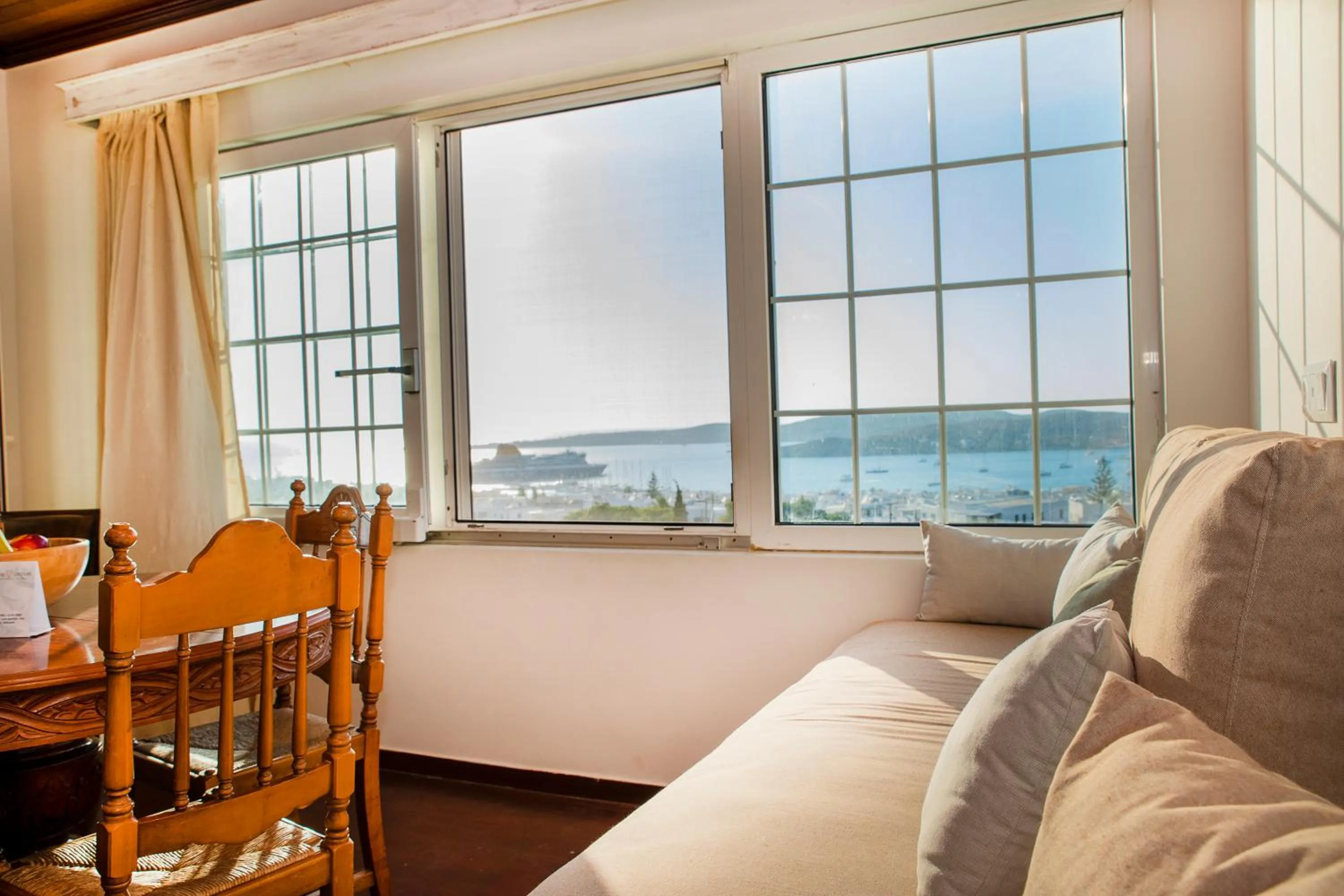 Living room in Crystal Dreams