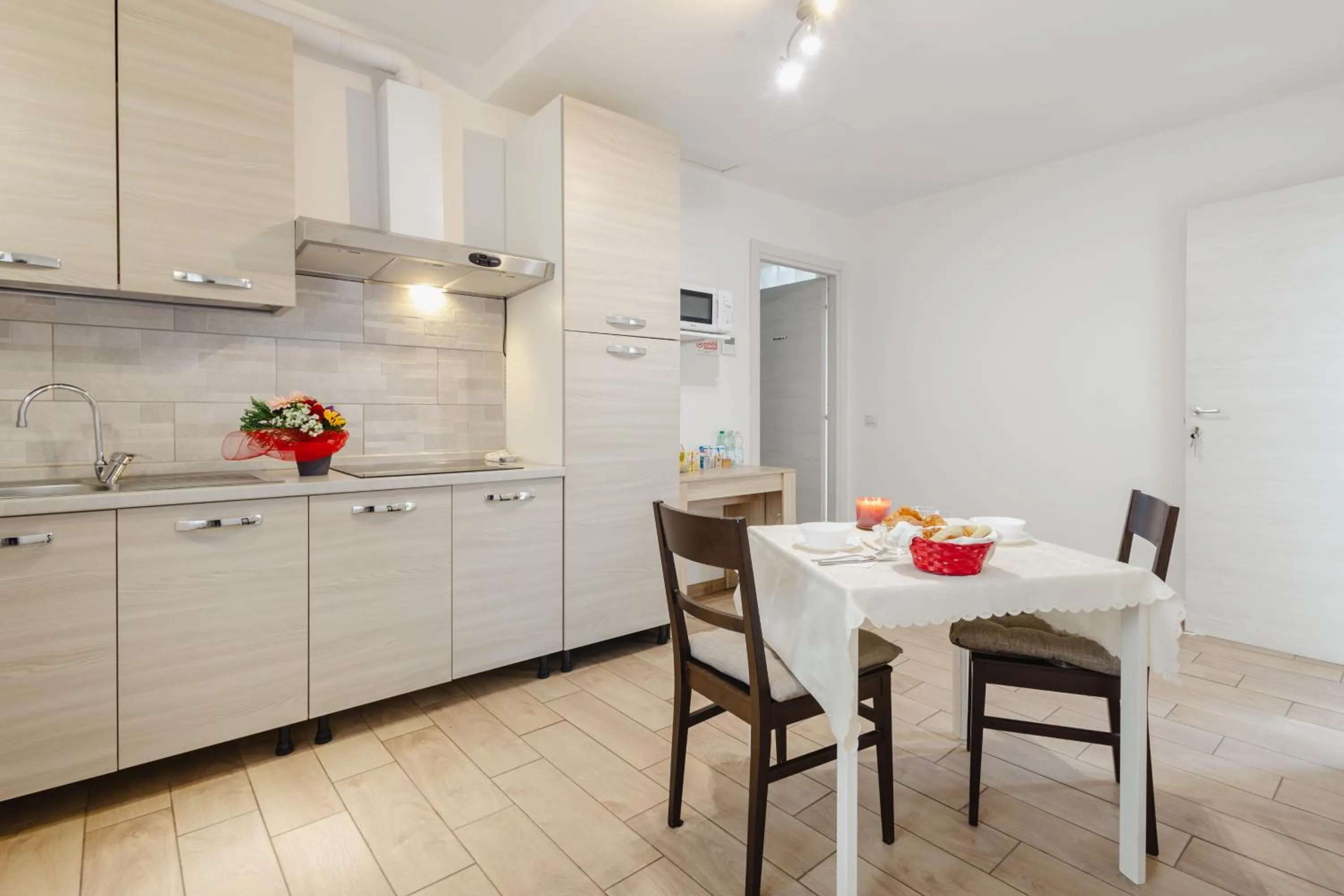 Kitchen or kitchenette in G21 Guest House