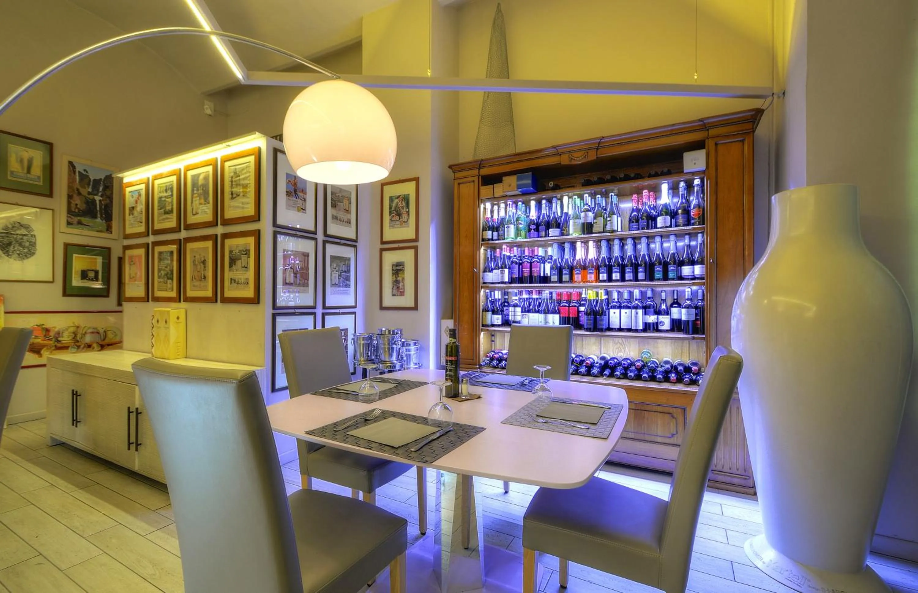 Lounge or bar in Matteotti25