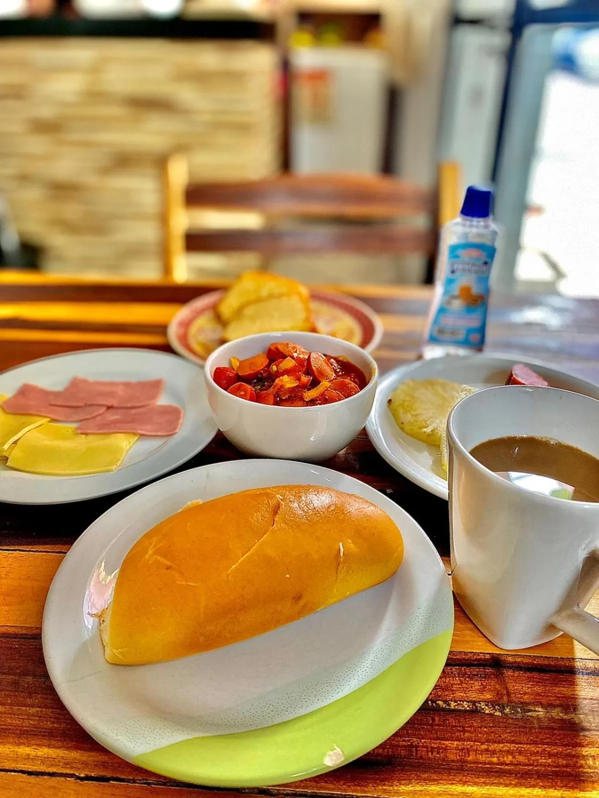 Breakfast in Pousada Ilha Bela
