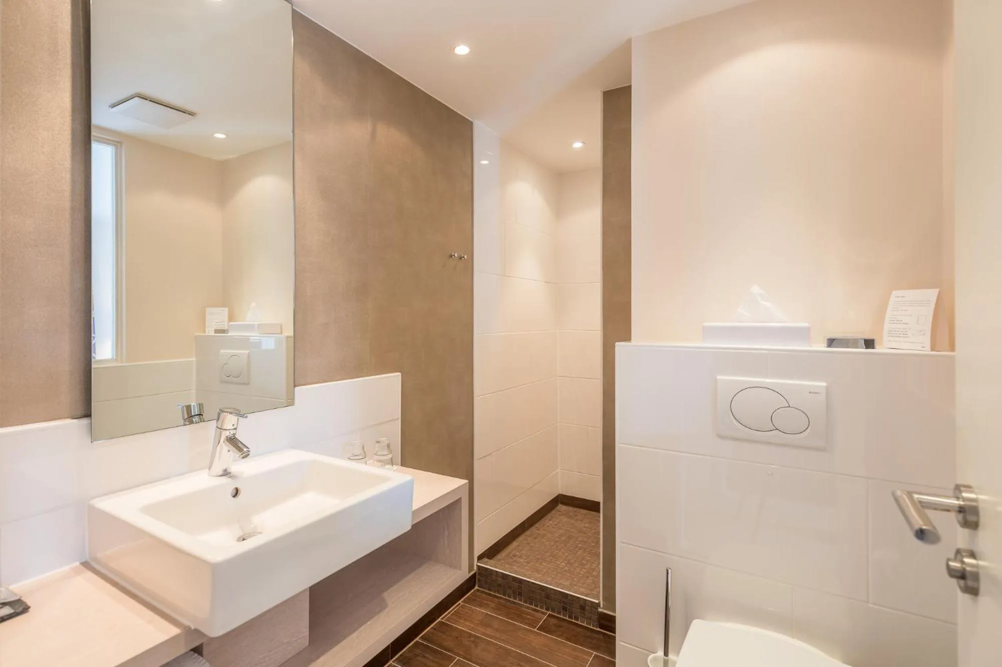 Bathroom in Thomas Hotel Spa & Lifestyle