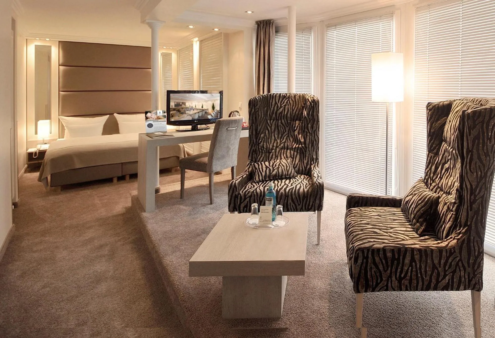 Photo of the whole room, Bed in Thomas Hotel Spa & Lifestyle