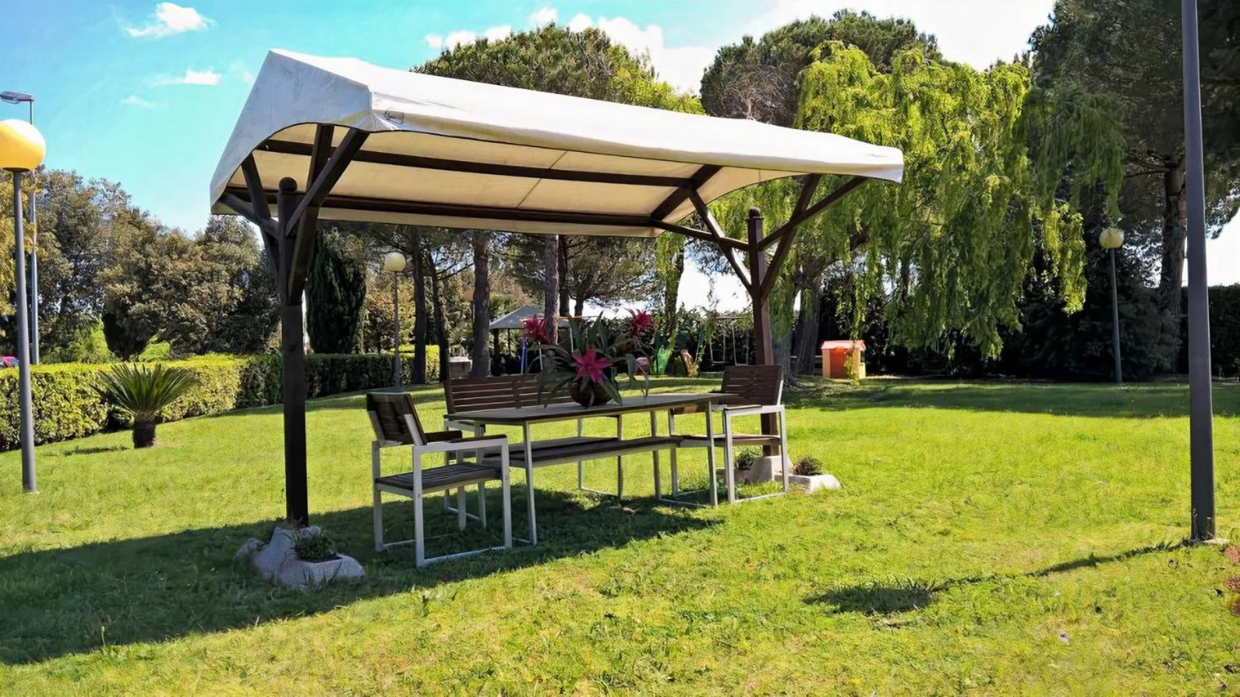 Patio in Hotel Riva Etrusca