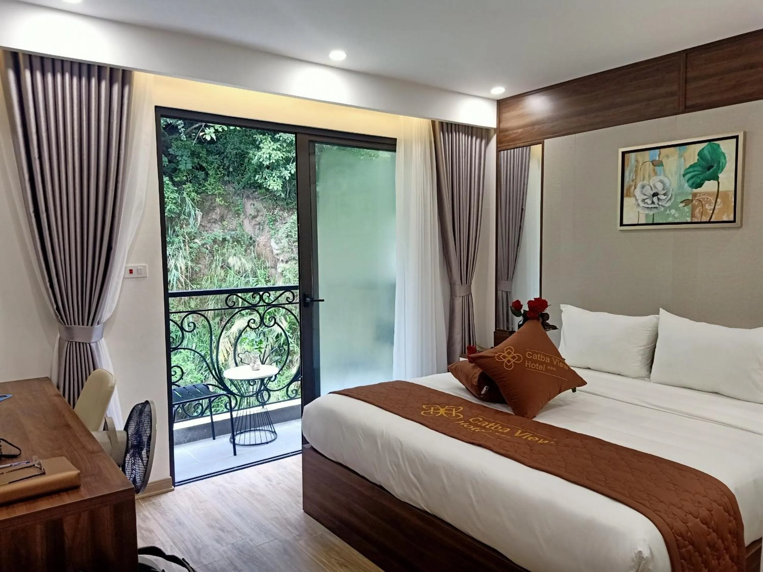 Bedroom, Bed in Catba View Hotel