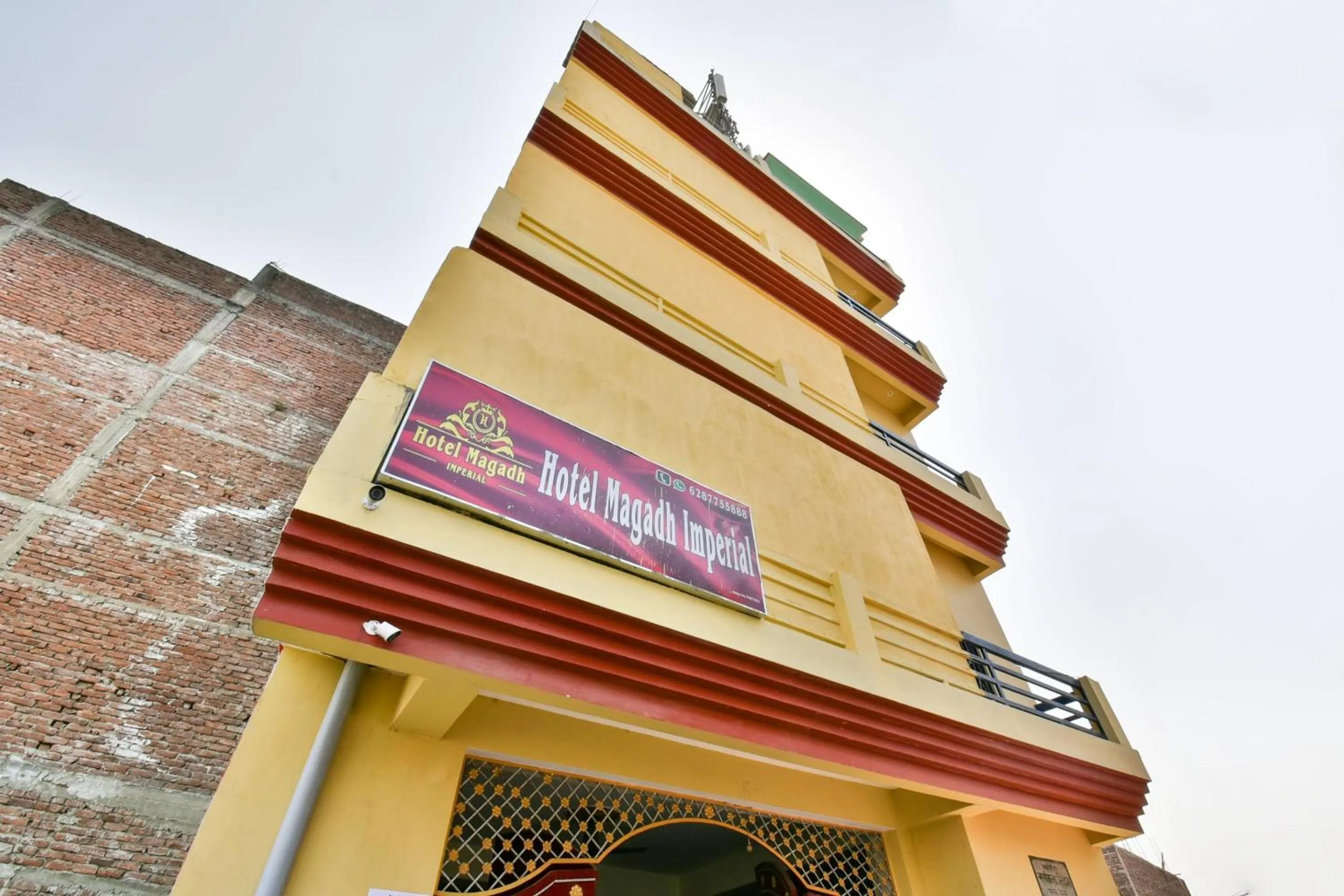 Facade/entrance in Hotel O Magadh Imperial