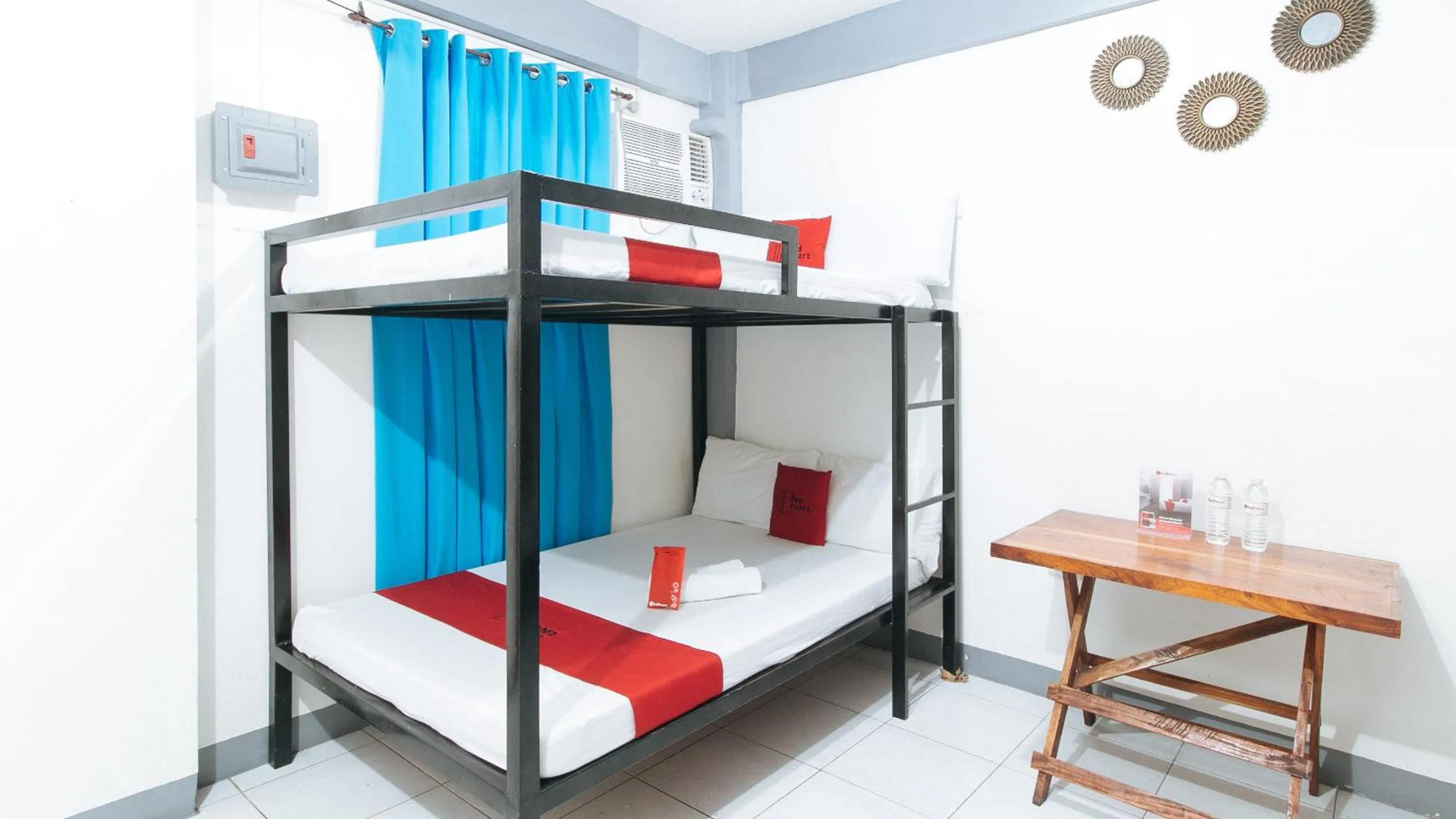 Bed in RedDoorz @ Gaea's Apartment Panglao