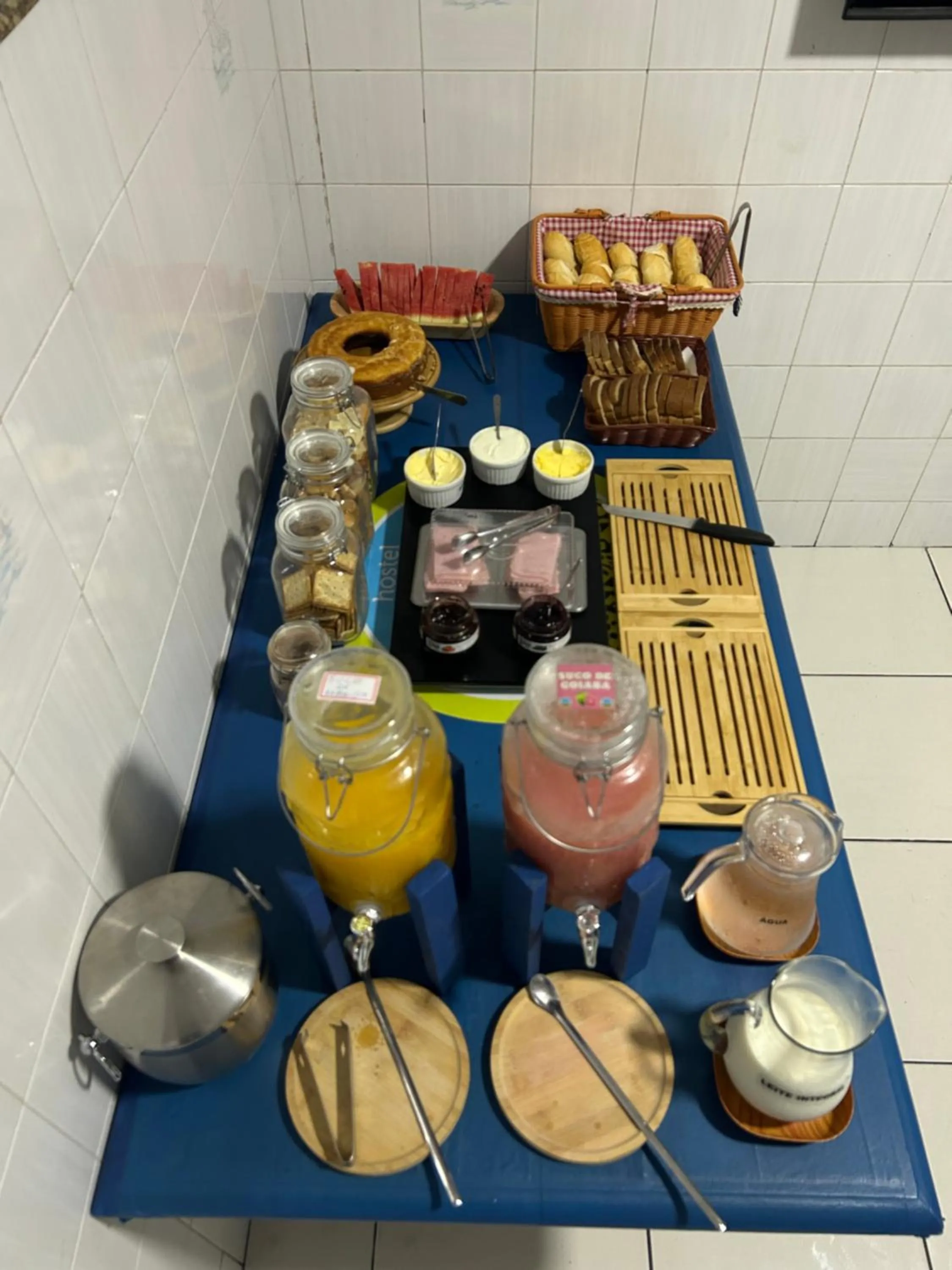 Breakfast in Onça da Praia Hostel