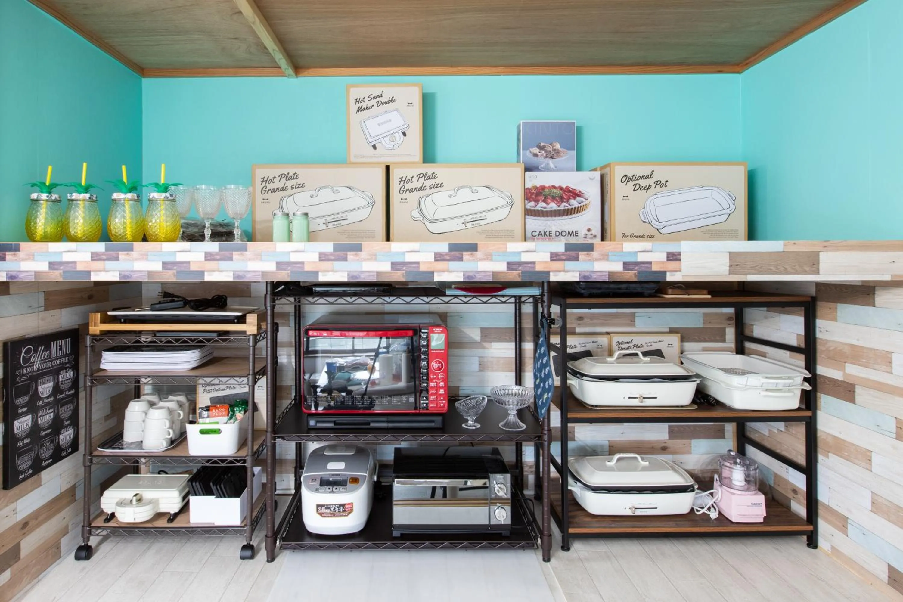 Kitchen or kitchenette in West Coast Villa Shirahama