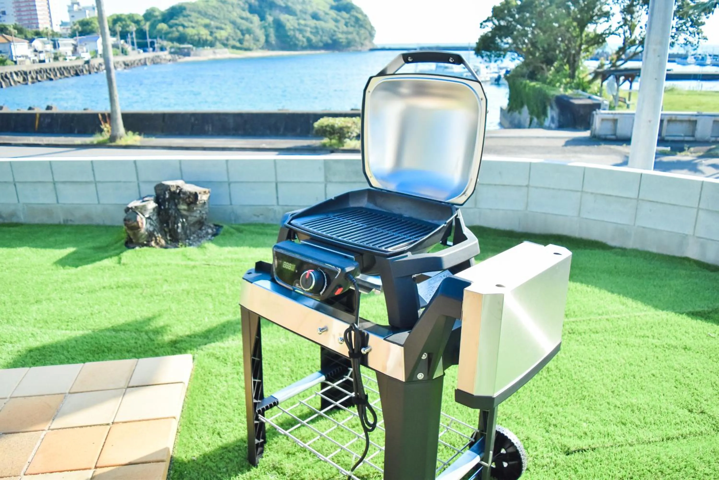 BBQ facilities in West Coast Villa Shirahama