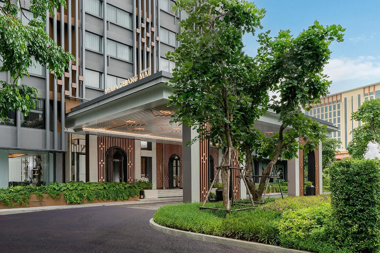 Facade/entrance in Melia Chiang Mai