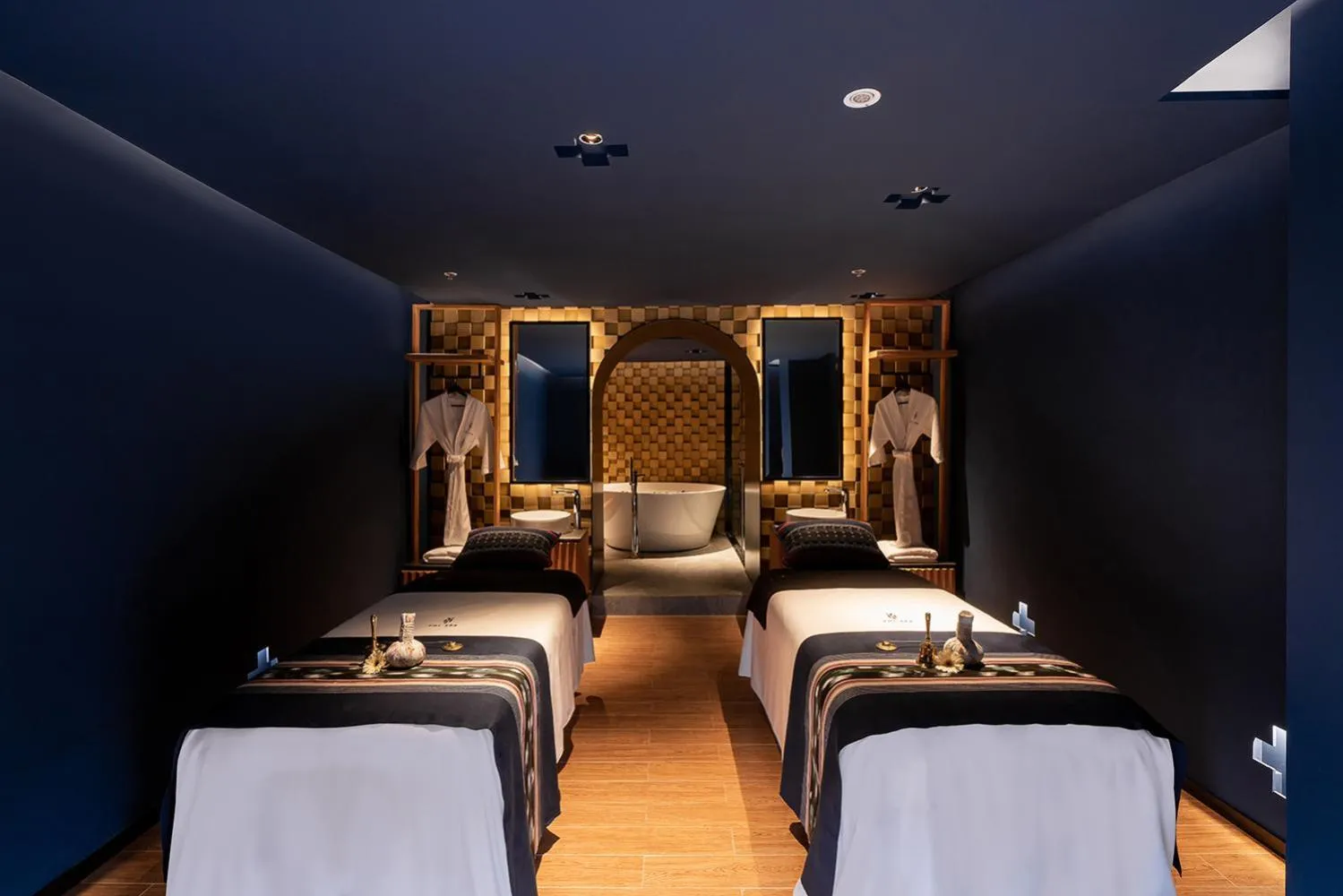 Massage, Bed in Melia Chiang Mai