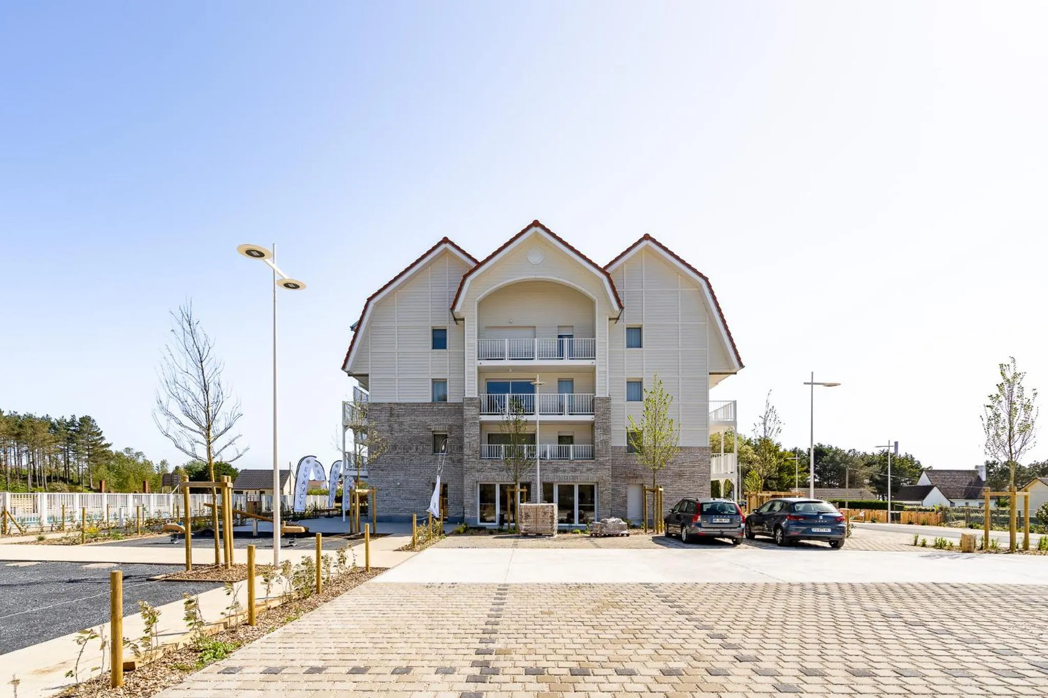 Property building in Evancy Trésors d'Opale