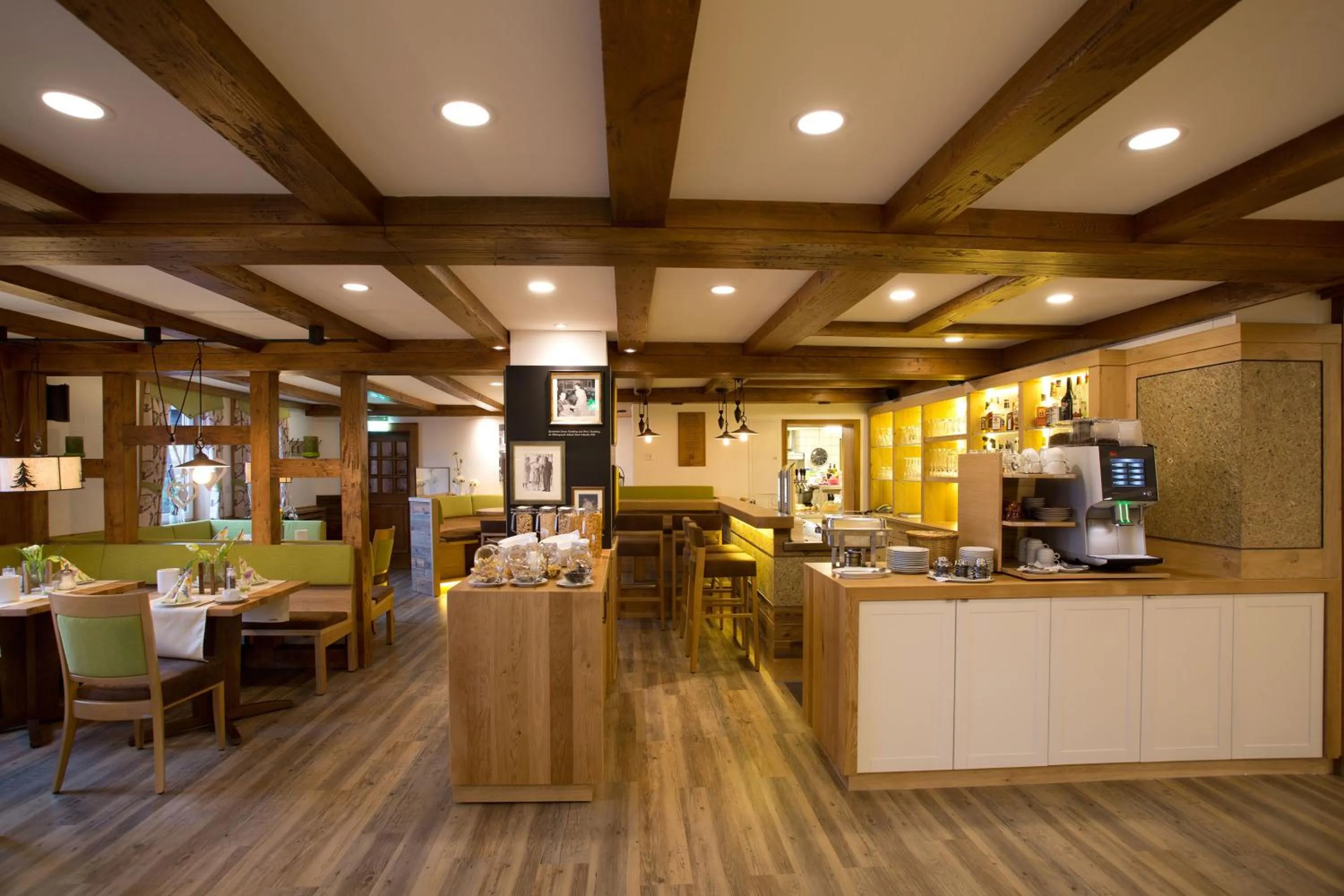 Restaurant/places to eat in Landhotel Teuteberg