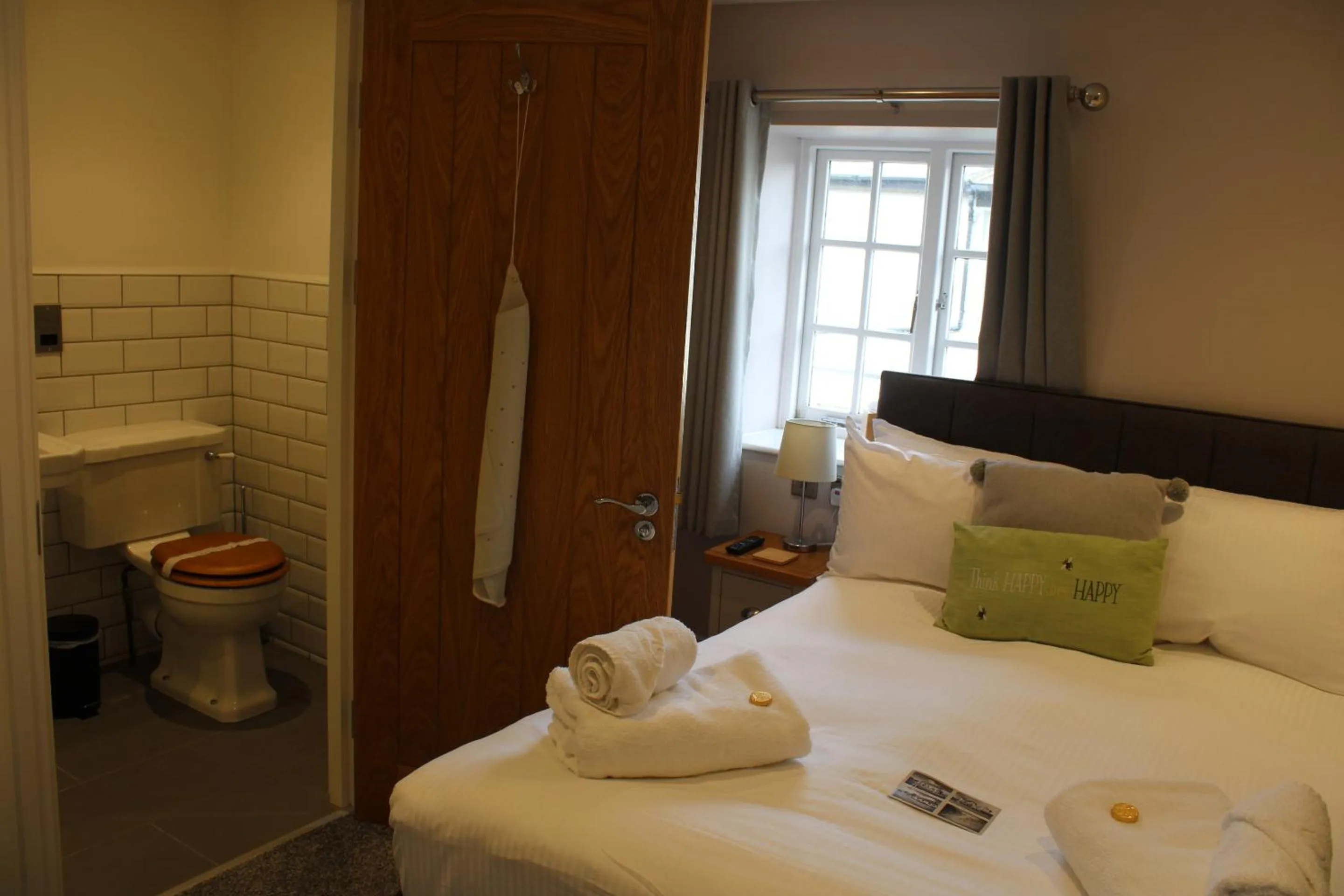 Budget Double Room in The White Lion