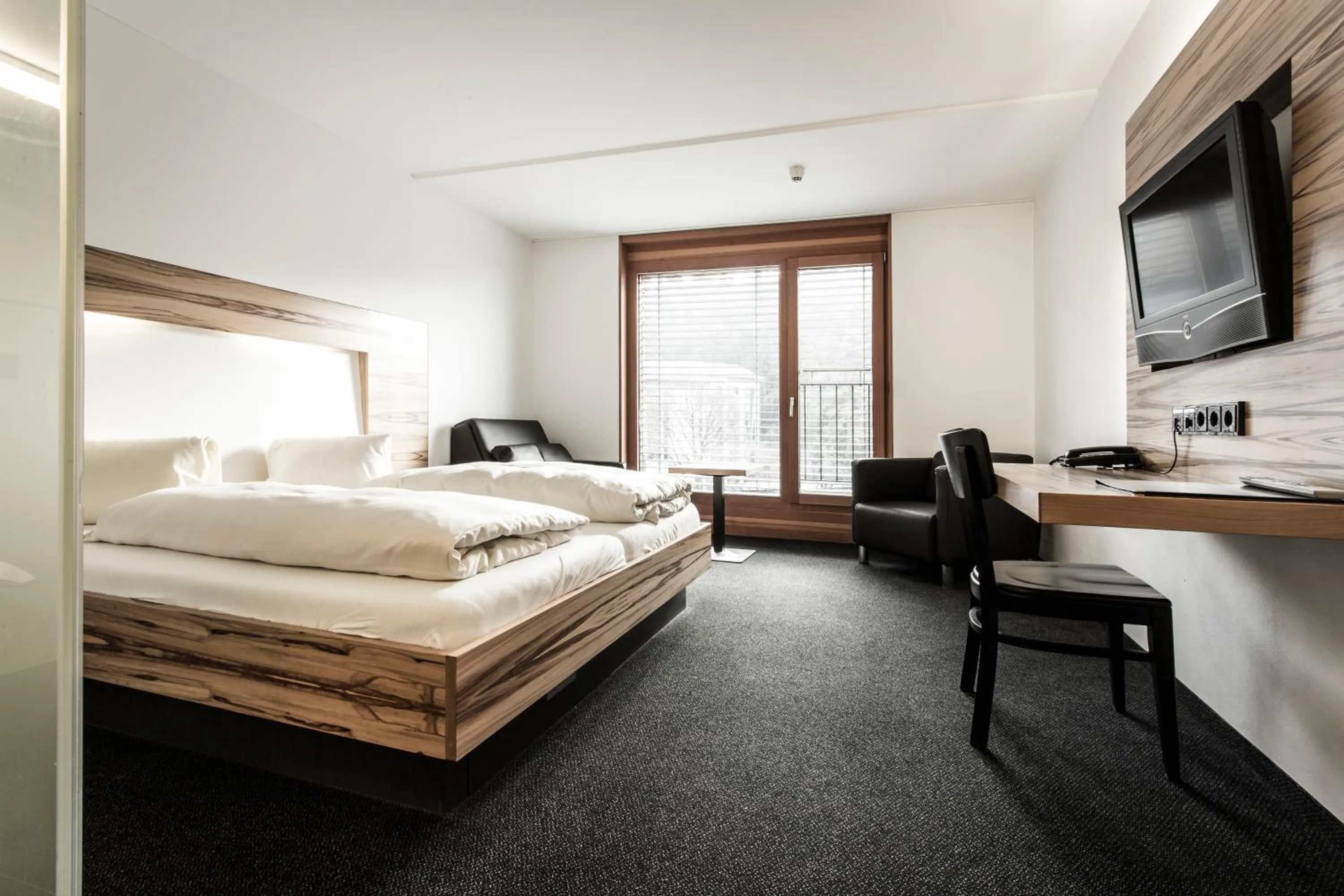 Photo of the whole room, Bed in Hotel-Gasthof Löwen