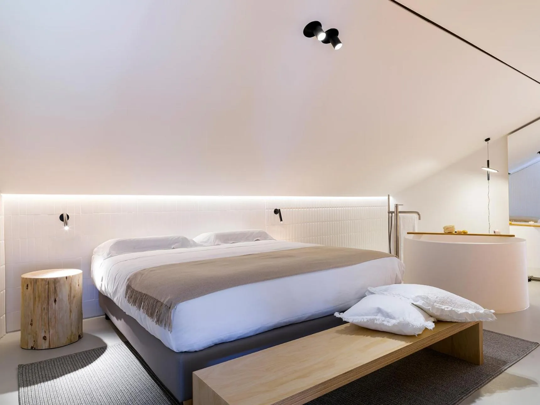 Bed in Criu Boutique Hotel