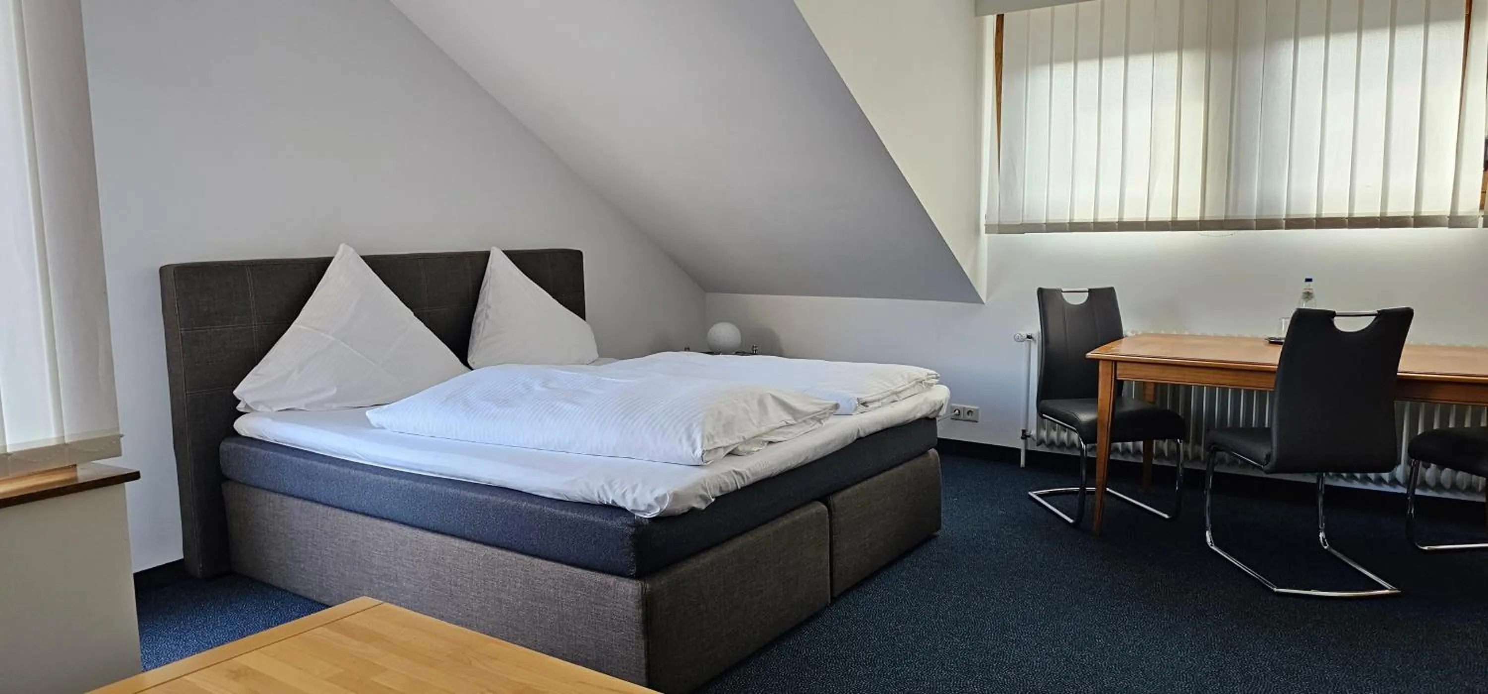 Photo of the whole room, Bed in Schwaben Resort Ebnisee