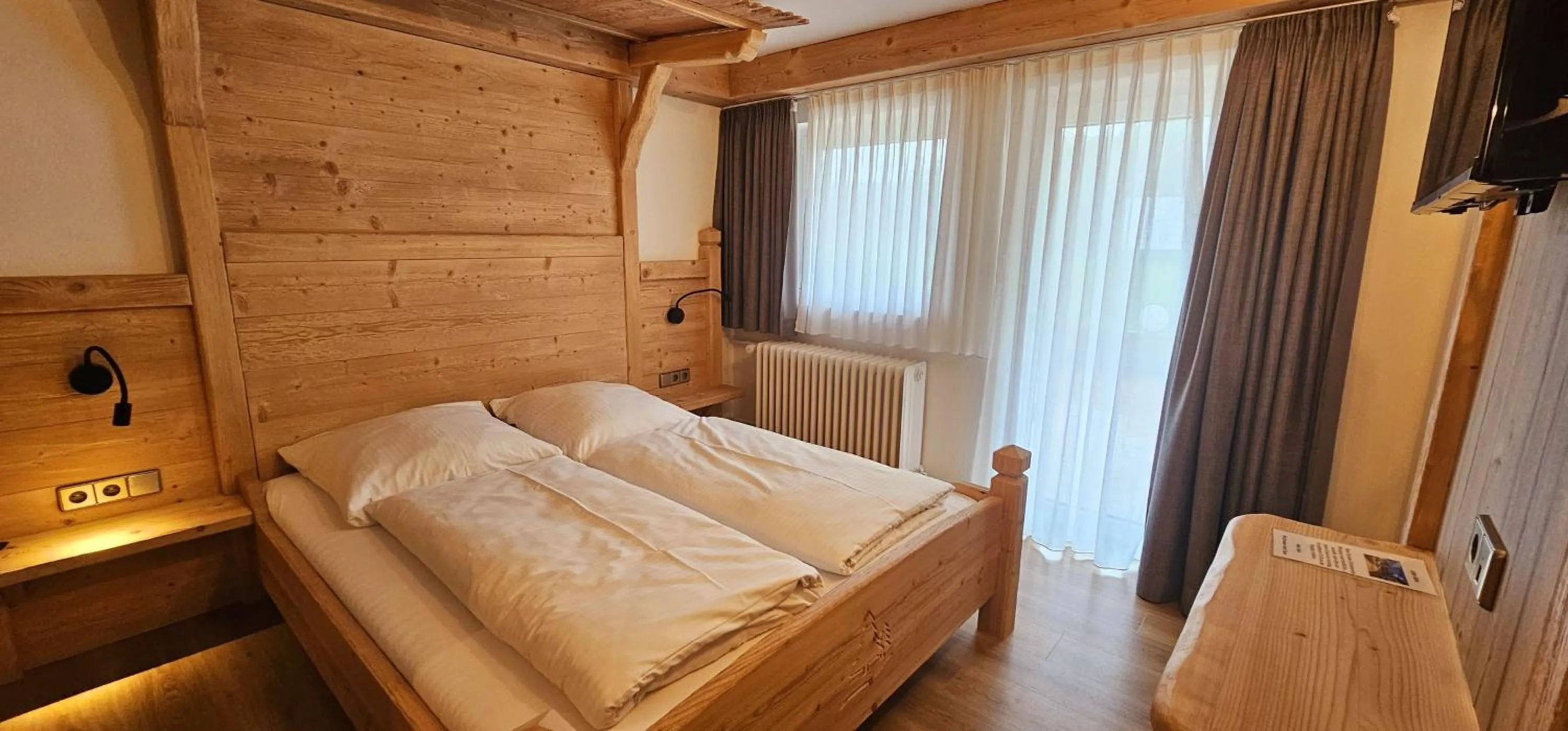 Photo of the whole room, Bed in Schwaben Resort Ebnisee