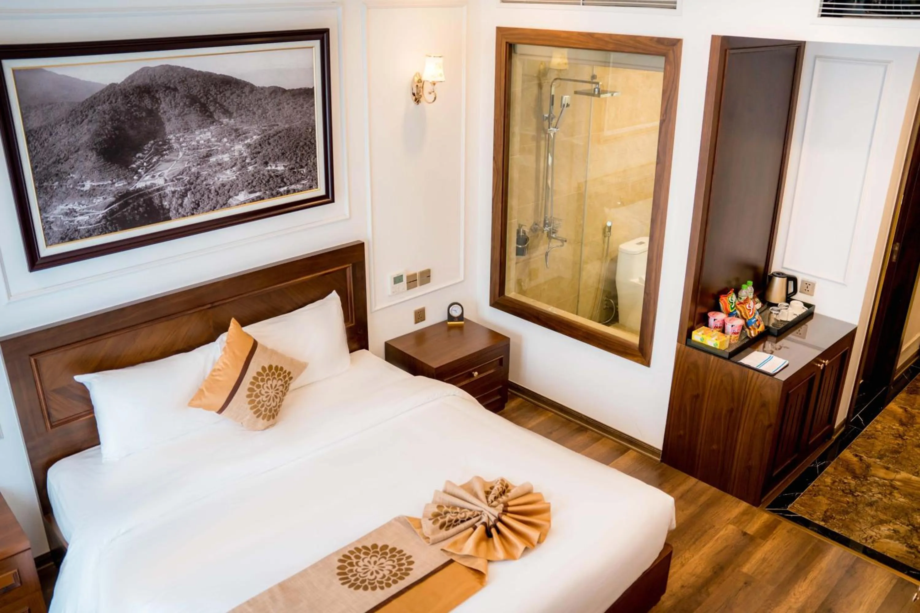 Bed in Camellia Luxury Hotel Tam Đảo