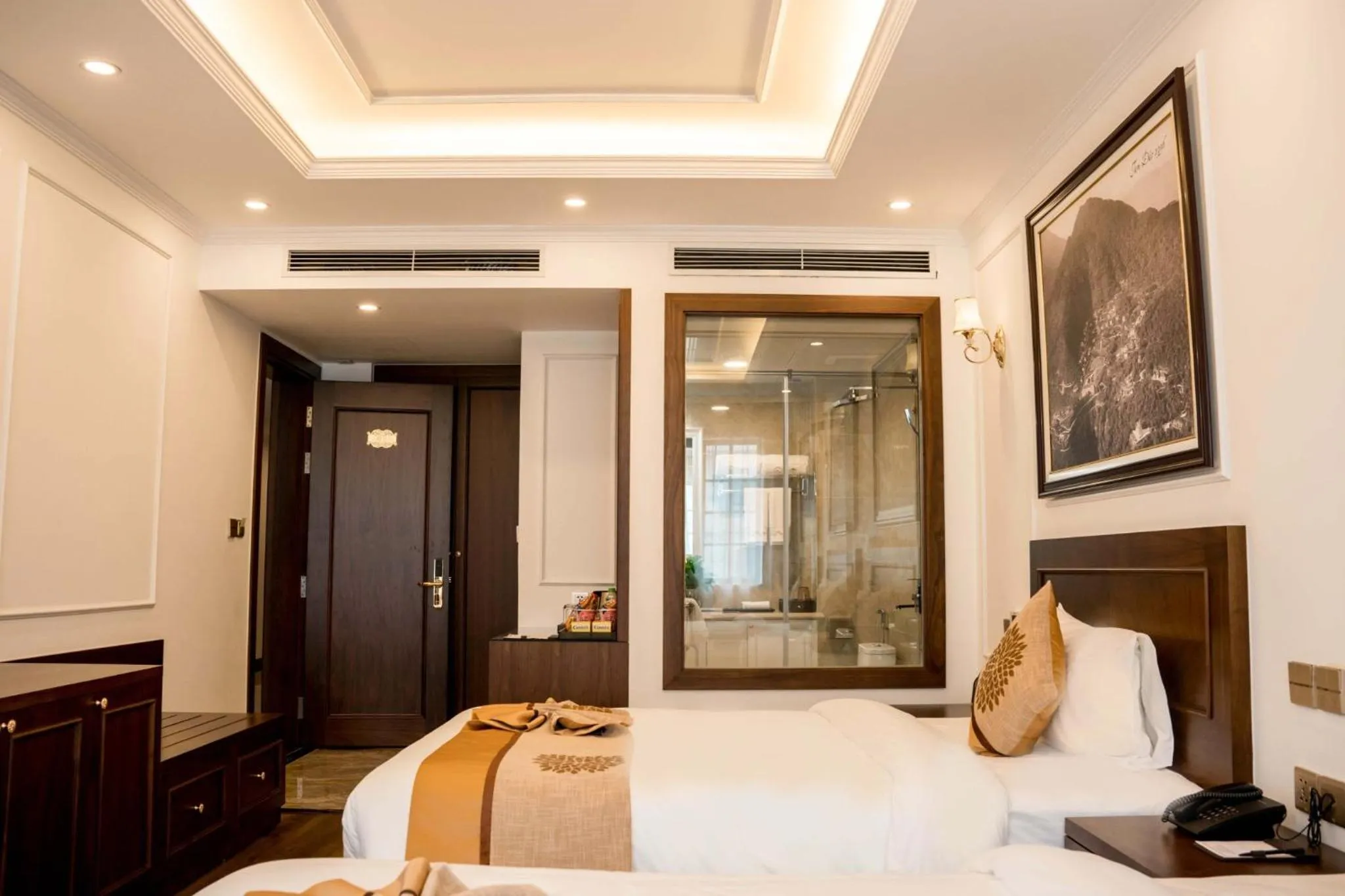 Bed in Camellia Luxury Hotel Tam Đảo