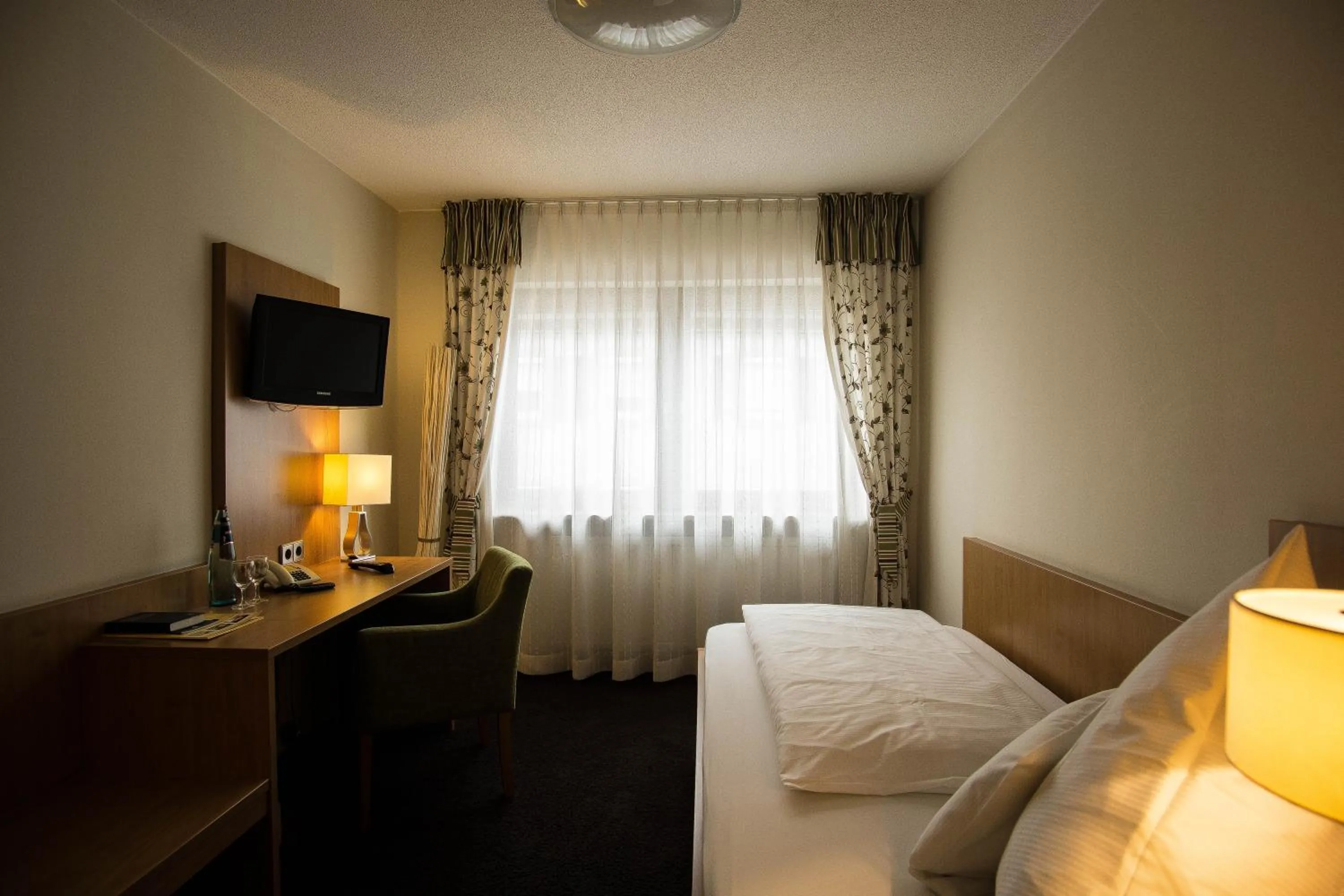 Photo of the whole room, Bed in Landgasthof zum Lamm