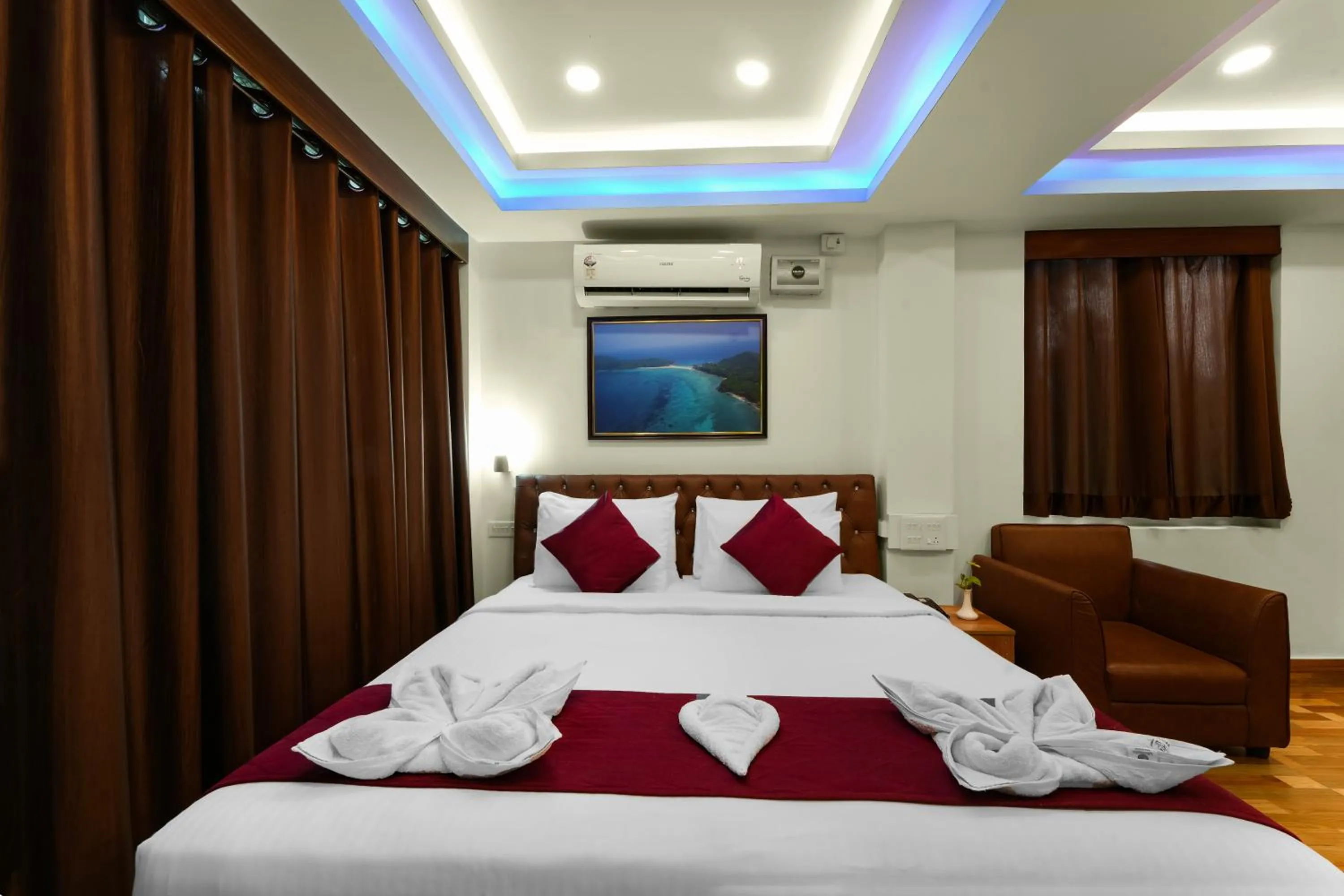 Bed in Adhvasaha Beach Spa Resort