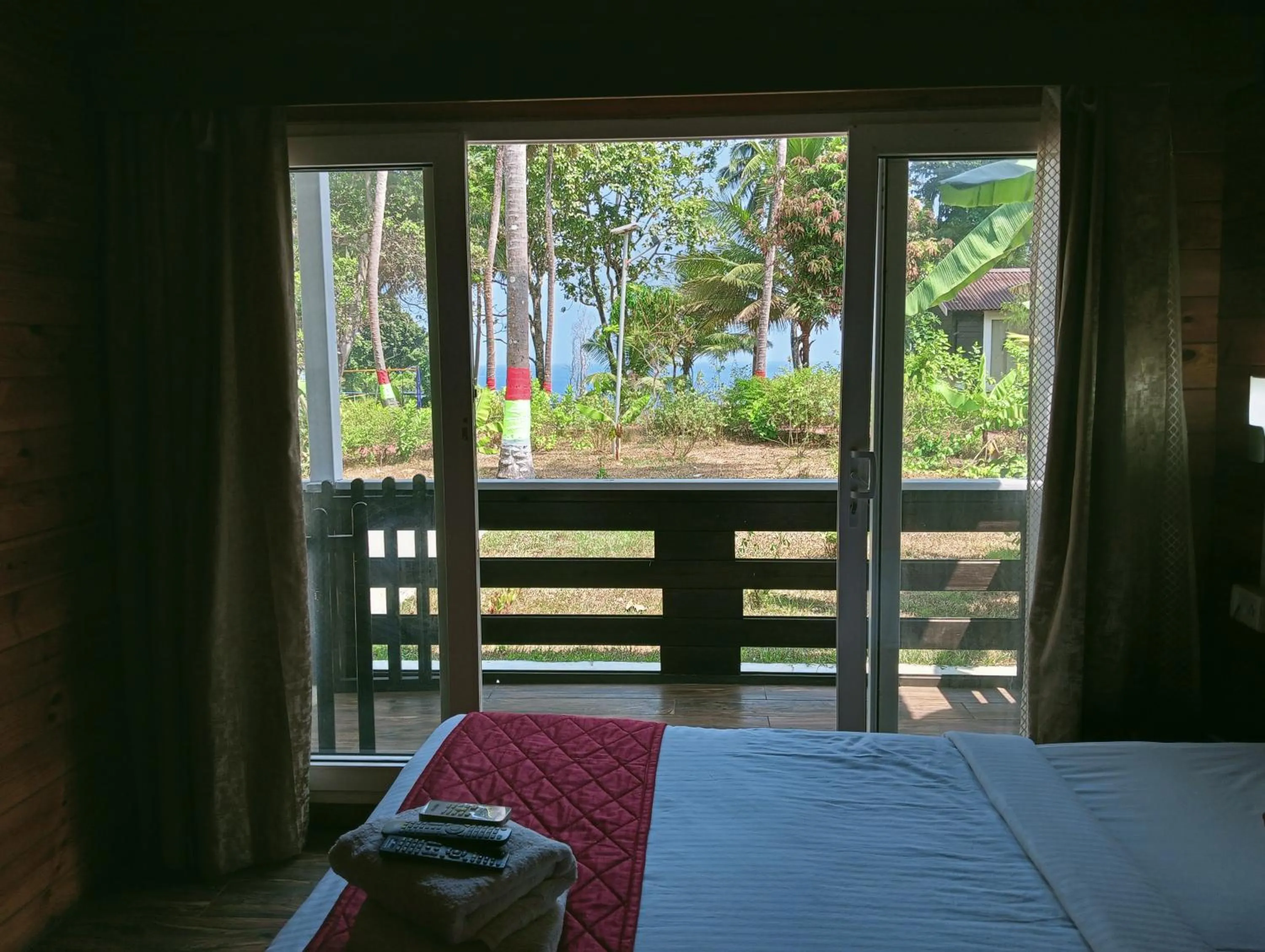 Bed in Adhvasaha Beach Spa Resort