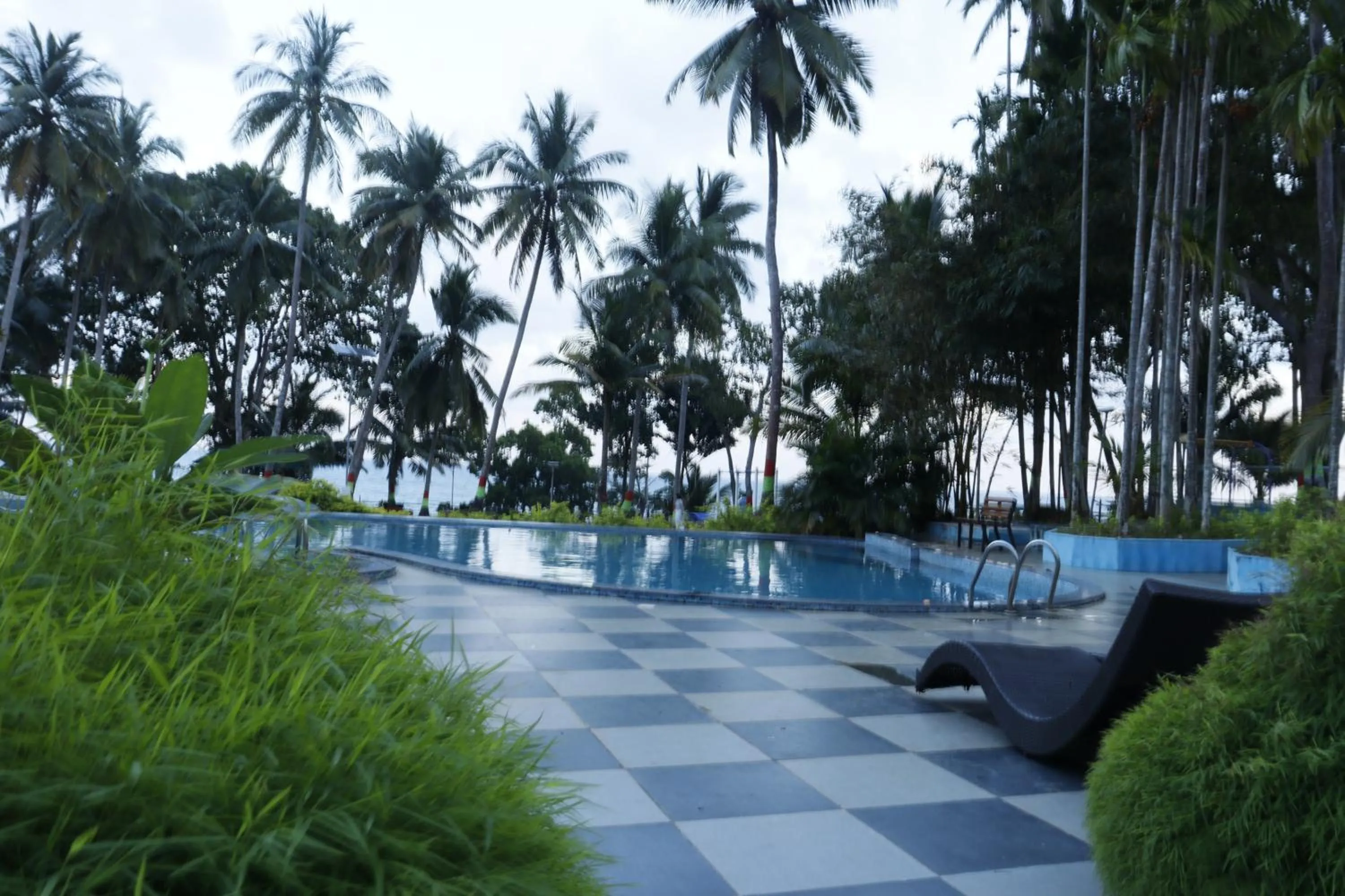 Adhvasaha Beach Spa Resort