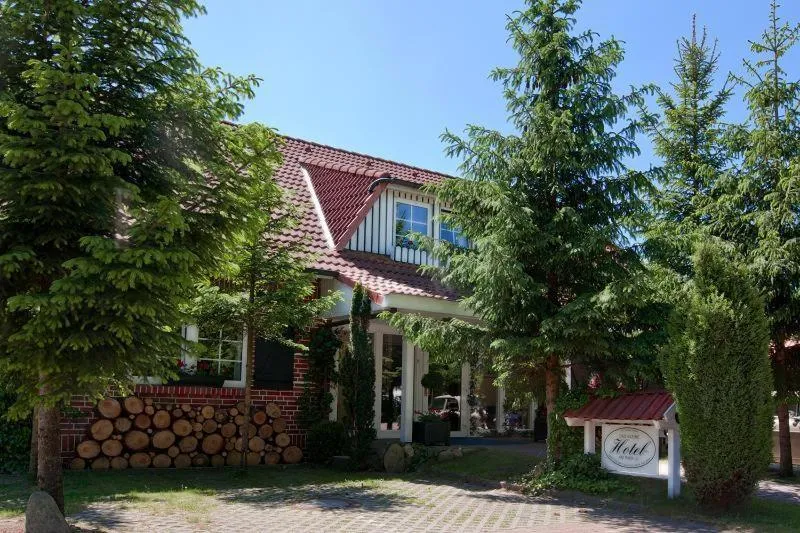 Facade/entrance in Das kleine Hotel am Park Garni