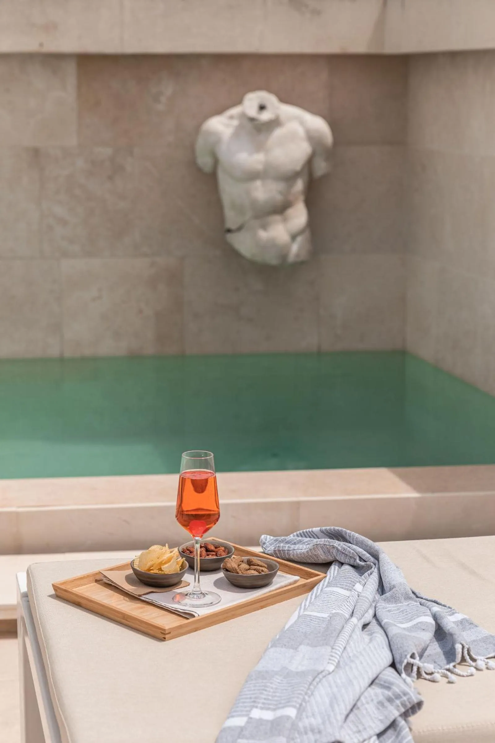 Swimming pool in Palazzo Lecce - Epoca Collection