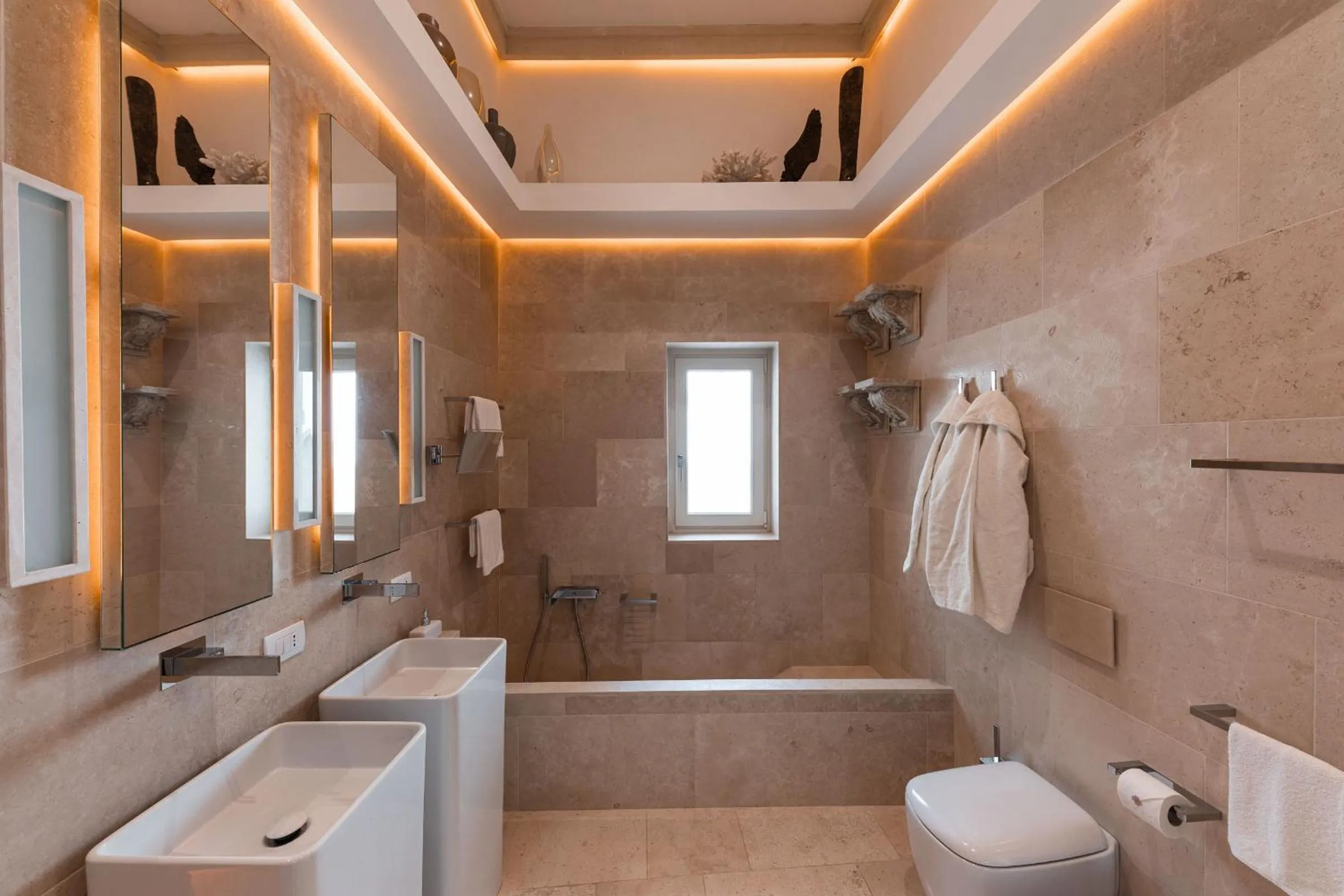 Bathroom in Palazzo Lecce - Epoca Collection