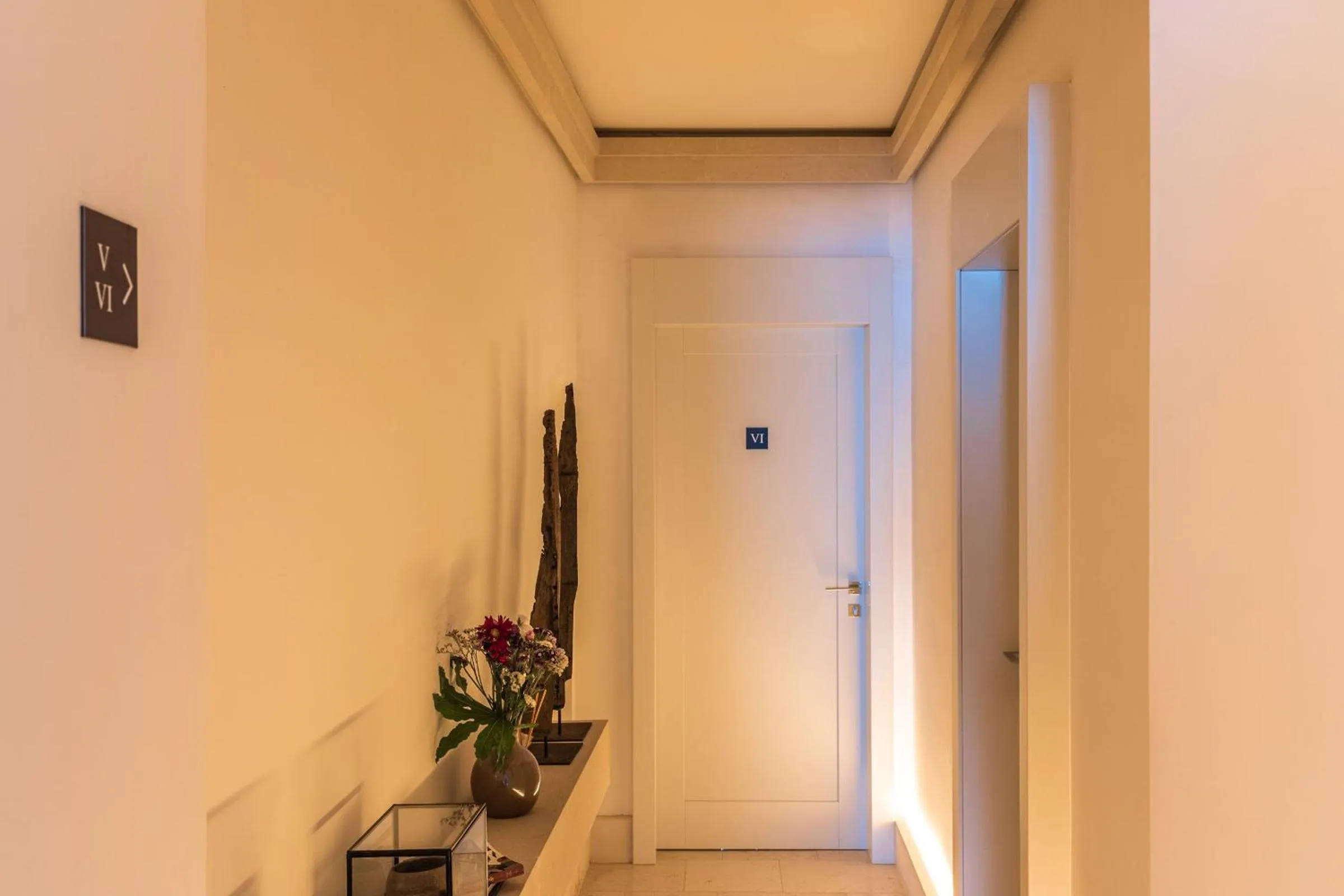 Decorative detail in Palazzo Lecce - Epoca Collection