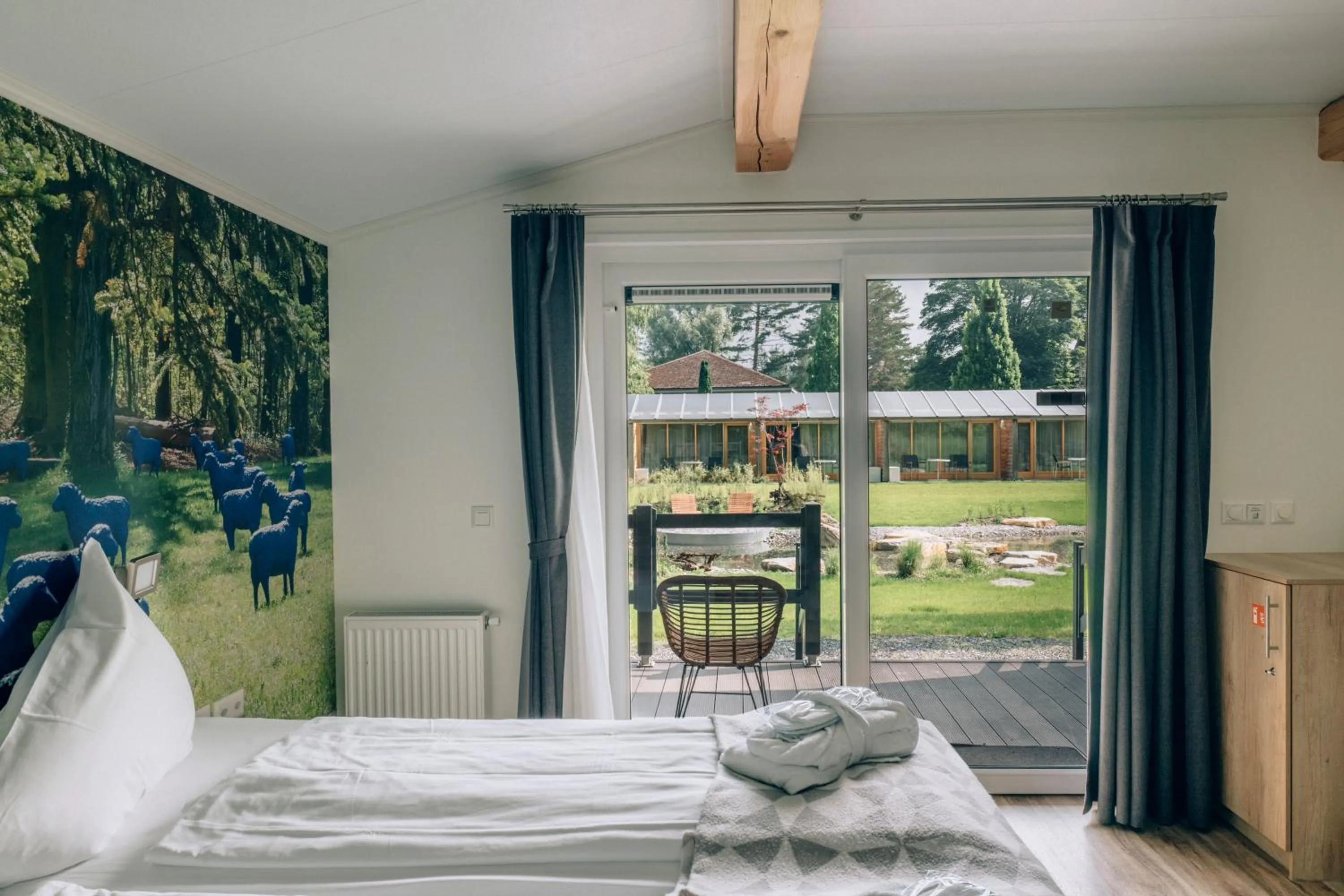 Balcony/Terrace, Bed in Hotel Schloss Ragaz