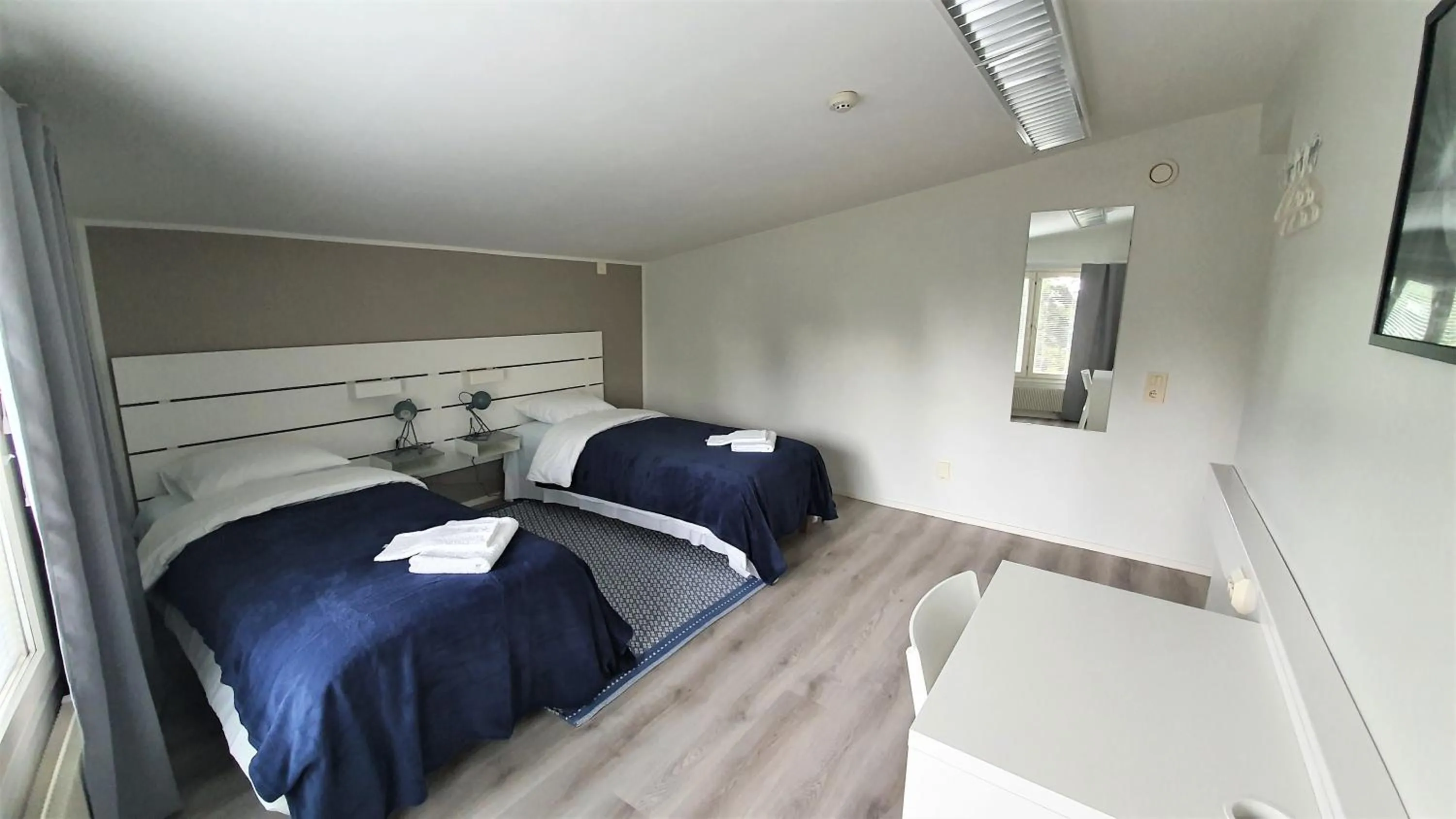 Property building, Bed in Vanha-Merivartioasema