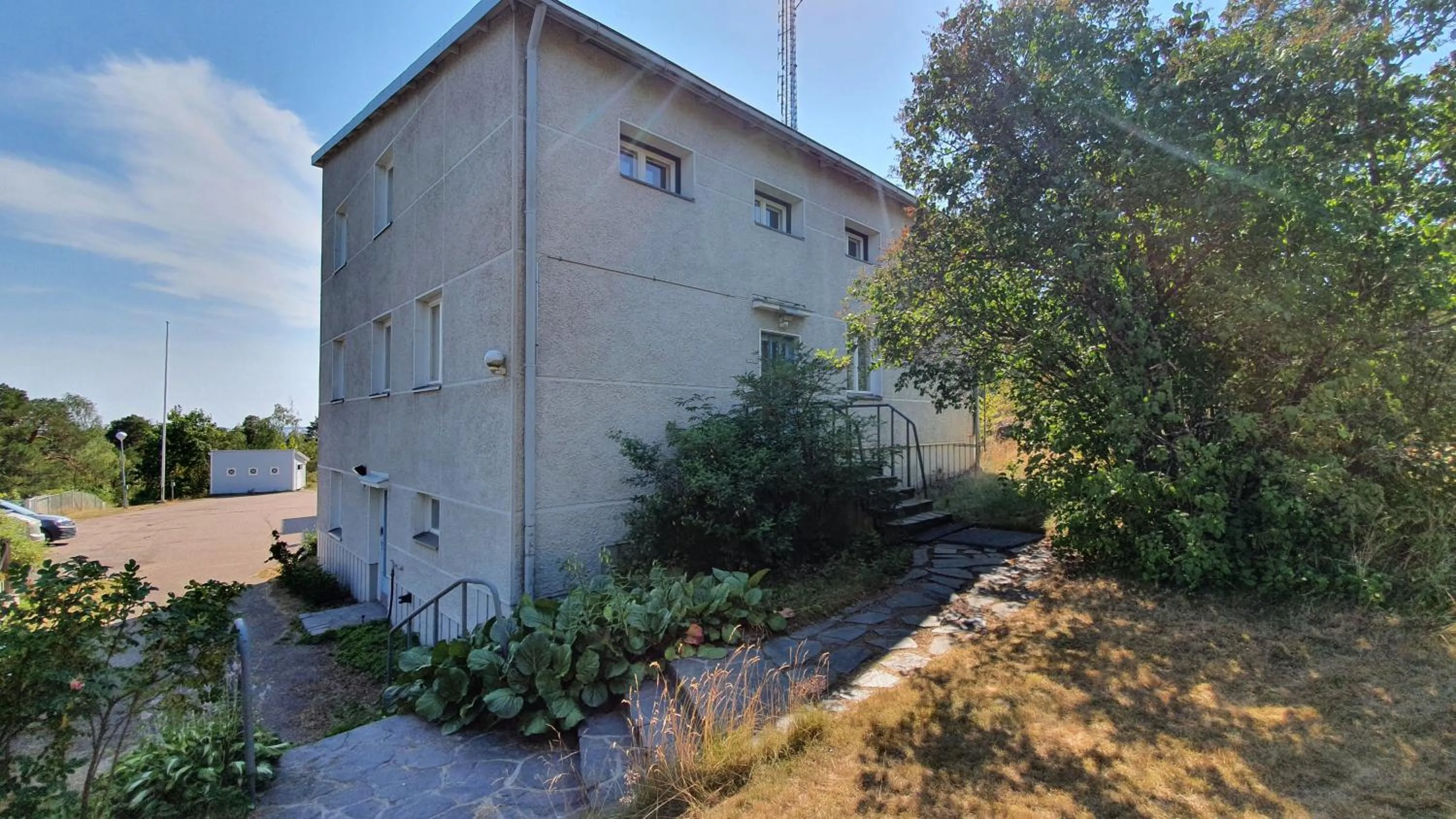 Property building in Vanha-Merivartioasema