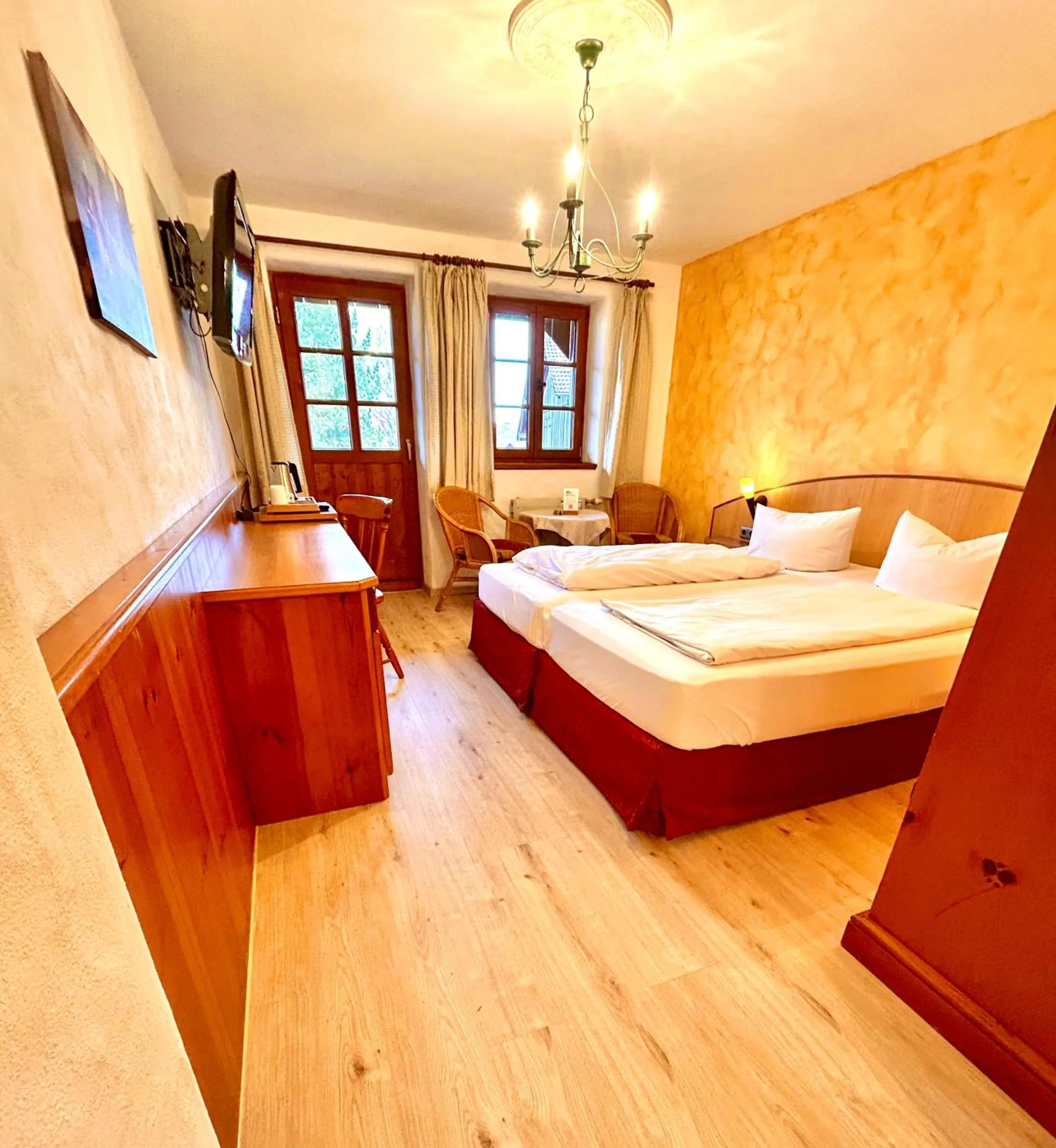 Photo of the whole room, Bed in Landhotel Huberhof