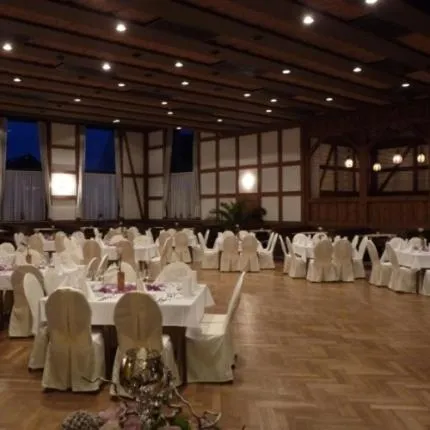 Banquet/Function facilities in Braunes Ross